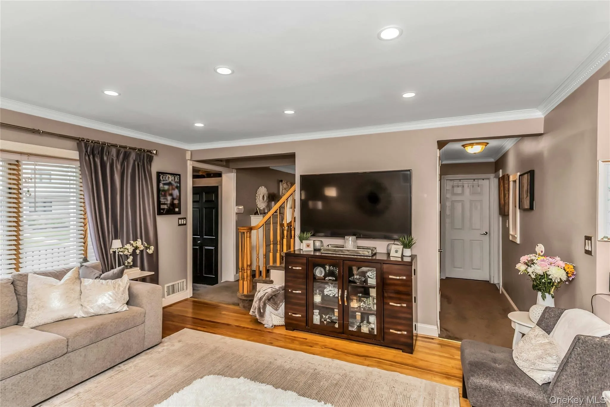 26 Herbert Drive, North Hempstead, NY, 3 Bedrooms Bedrooms, 8 Rooms Rooms,2 BathroomsBathrooms,Residential,For Rent,Herbert,0,972004 26 Herbert Drive, North Hempstead, NY, 3 Bedrooms Bedrooms, 8 Rooms Rooms,2 BathroomsBathrooms,Residential,For Rent,Herbert,0,972004