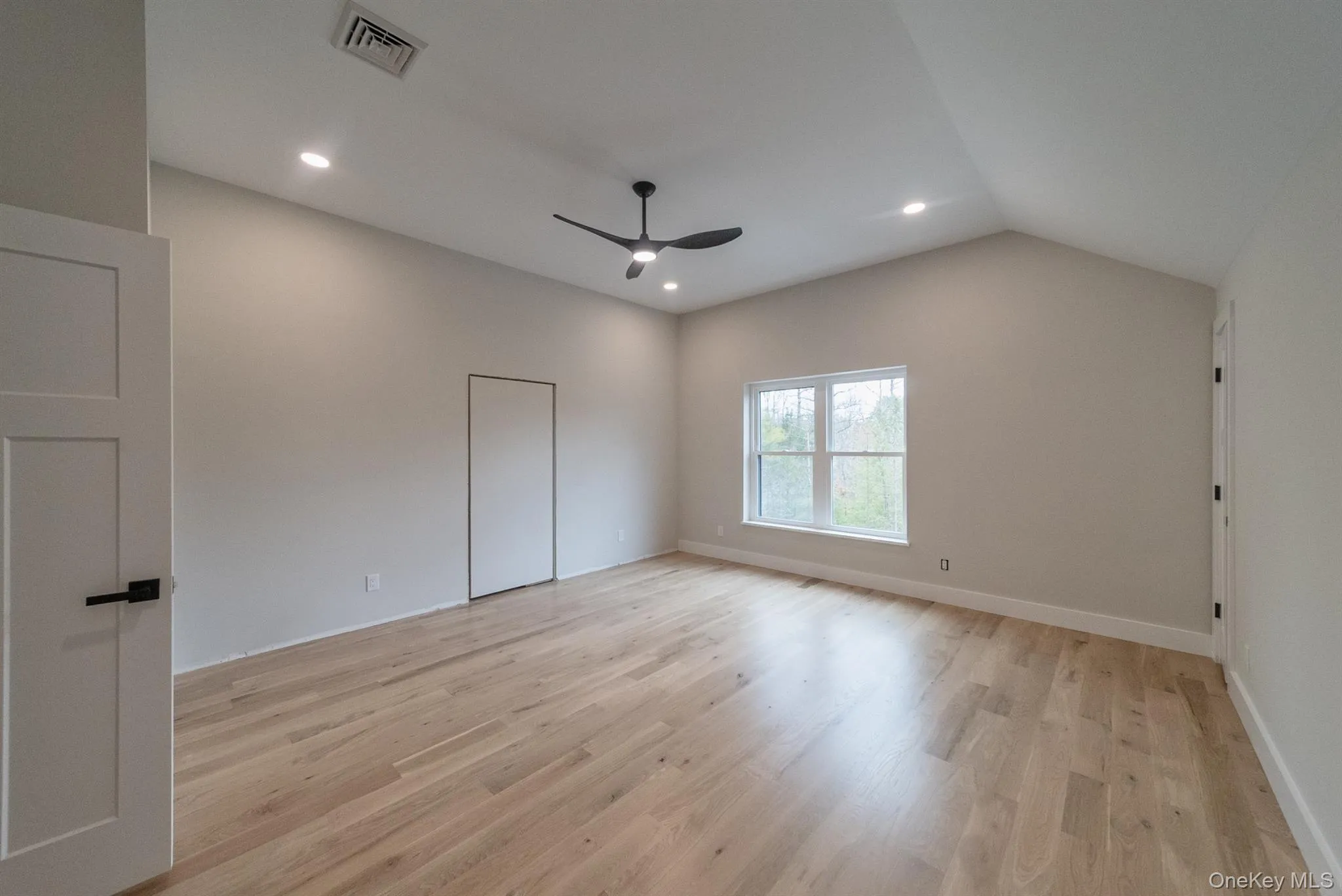 32 Pro Court, Hurley, NY, 4 Bedrooms Bedrooms, 14 Rooms Rooms,3 BathroomsBathrooms,Residential Sale,For Rent,Pro,0,972014 32 Pro Court, Hurley, NY, 4 Bedrooms Bedrooms, 14 Rooms Rooms,3 BathroomsBathrooms,Residential Sale,For Rent,Pro,0,972014