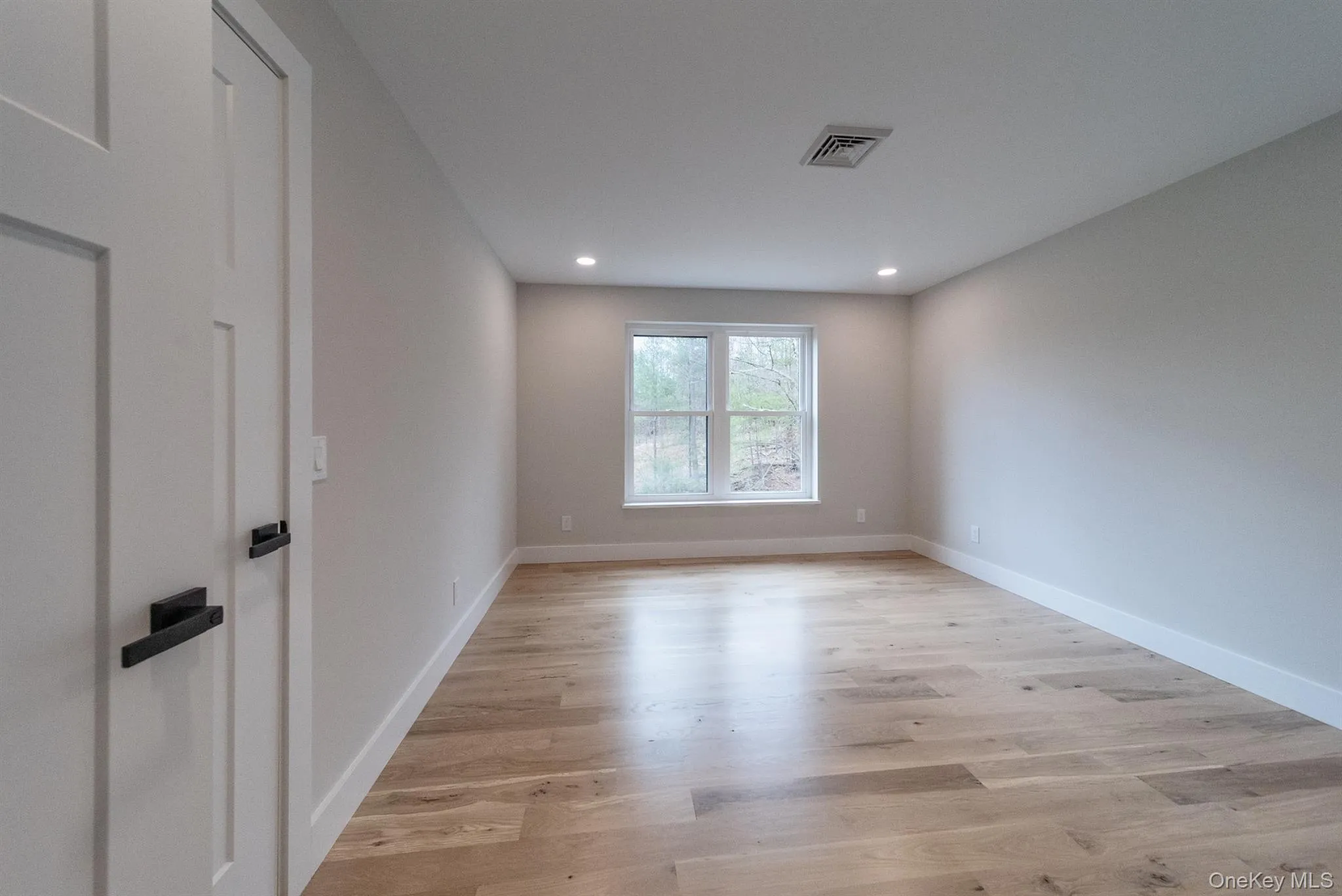 32 Pro Court, Hurley, NY, 4 Bedrooms Bedrooms, 14 Rooms Rooms,3 BathroomsBathrooms,Residential Sale,For Rent,Pro,0,972014 32 Pro Court, Hurley, NY, 4 Bedrooms Bedrooms, 14 Rooms Rooms,3 BathroomsBathrooms,Residential Sale,For Rent,Pro,0,972014