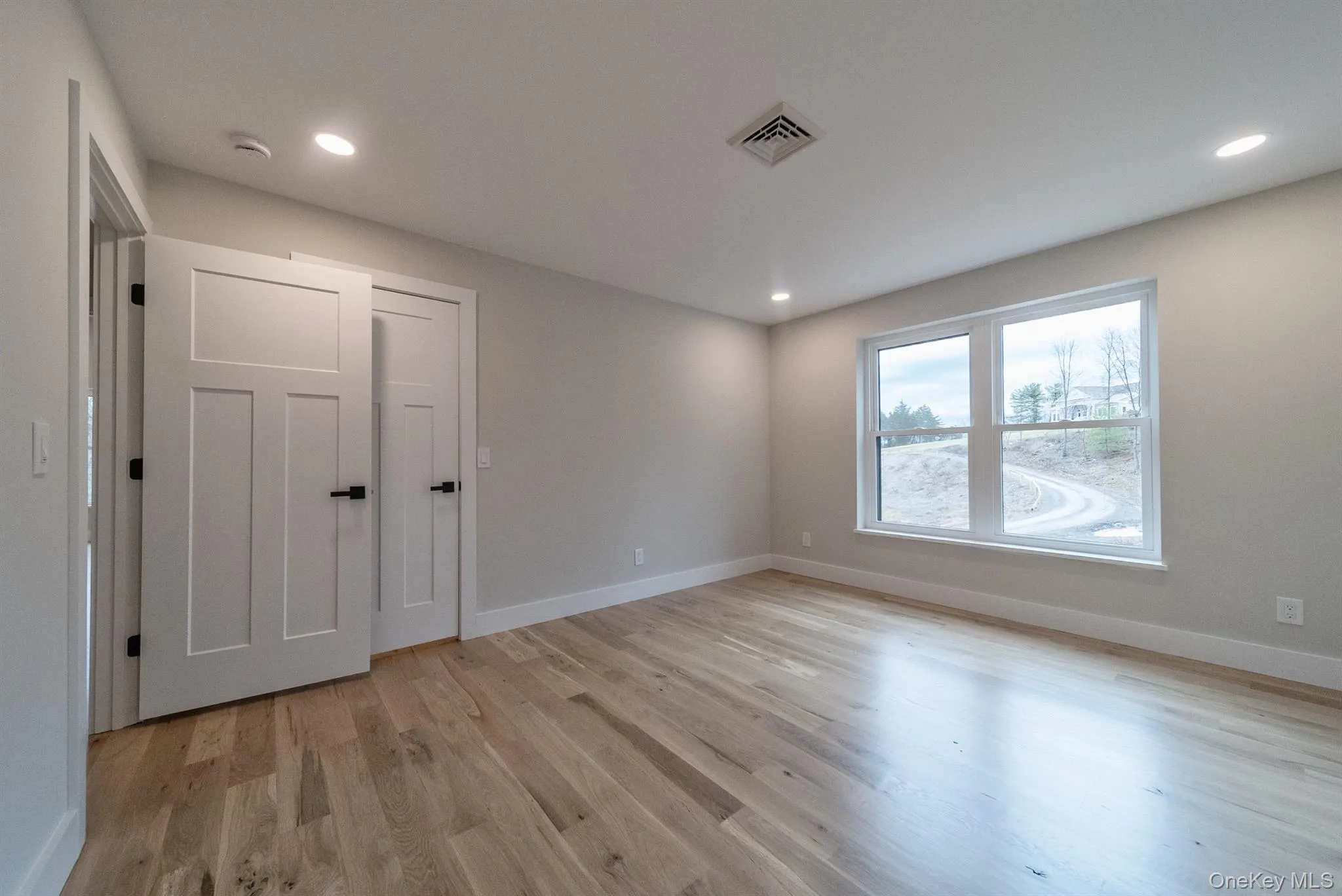 32 Pro Court, Hurley, NY, 4 Bedrooms Bedrooms, 14 Rooms Rooms,3 BathroomsBathrooms,Residential Sale,For Rent,Pro,0,972014 32 Pro Court, Hurley, NY, 4 Bedrooms Bedrooms, 14 Rooms Rooms,3 BathroomsBathrooms,Residential Sale,For Rent,Pro,0,972014