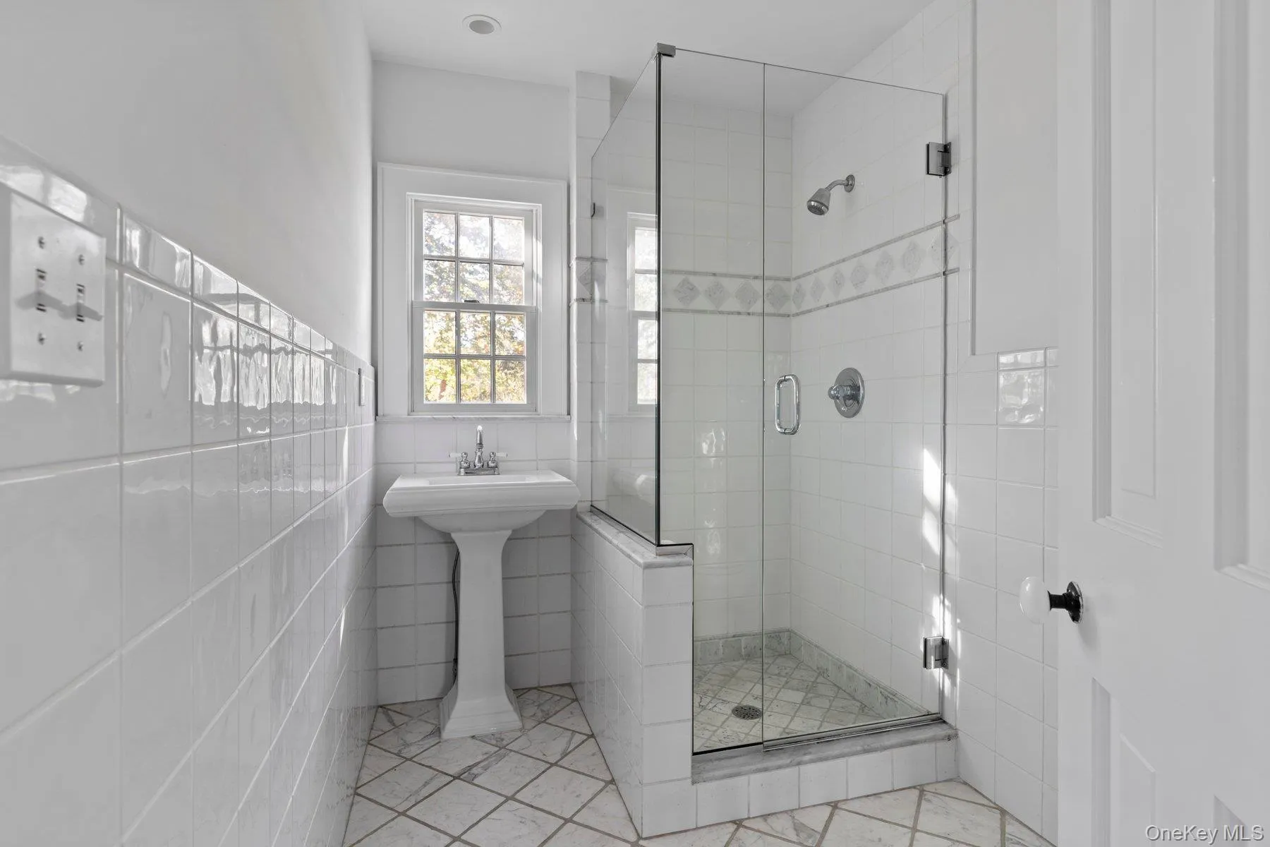 35335 Main Road, Southold, NY, 3 Bedrooms Bedrooms, 6 Rooms Rooms,3 BathroomsBathrooms,Residential,For Rent,Main,0,972026 35335 Main Road, Southold, NY, 3 Bedrooms Bedrooms, 6 Rooms Rooms,3 BathroomsBathrooms,Residential,For Rent,Main,0,972026