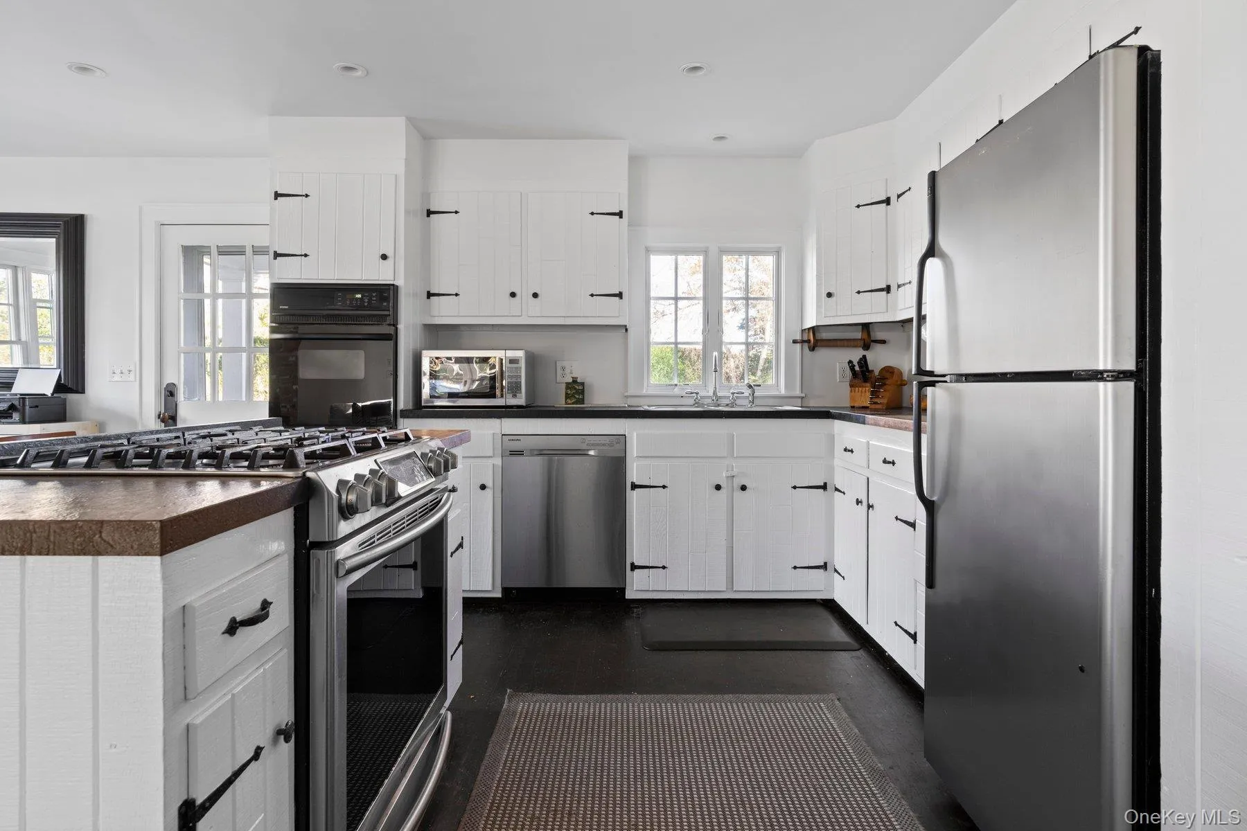 35335 Main Road, Southold, NY, 3 Bedrooms Bedrooms, 6 Rooms Rooms,3 BathroomsBathrooms,Residential,For Rent,Main,0,972026 35335 Main Road, Southold, NY, 3 Bedrooms Bedrooms, 6 Rooms Rooms,3 BathroomsBathrooms,Residential,For Rent,Main,0,972026