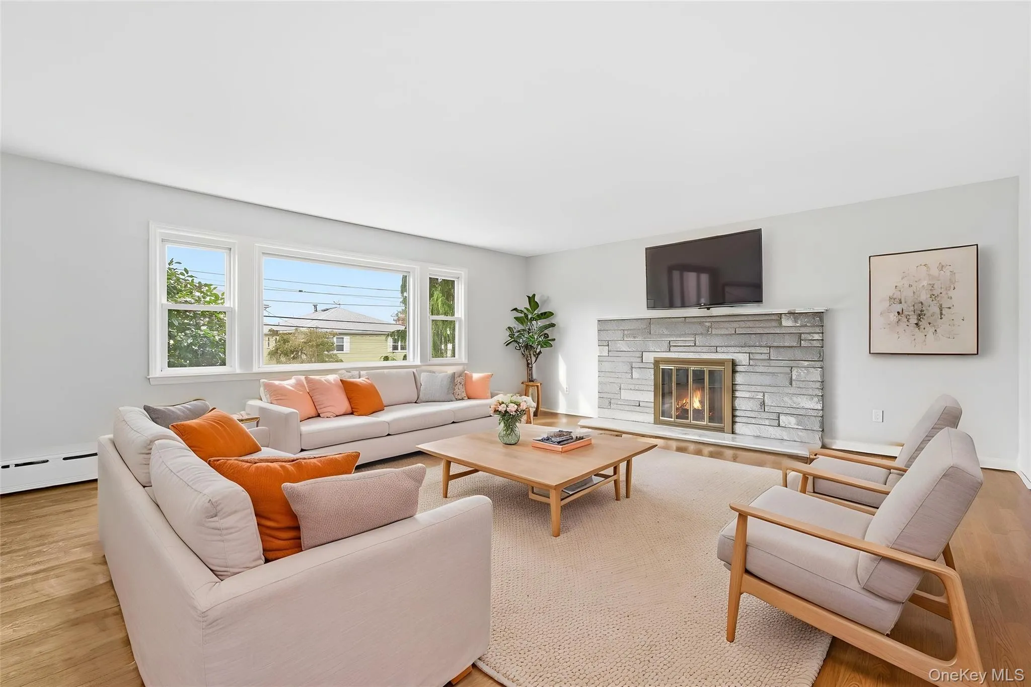 Virtually staged Virtually staged