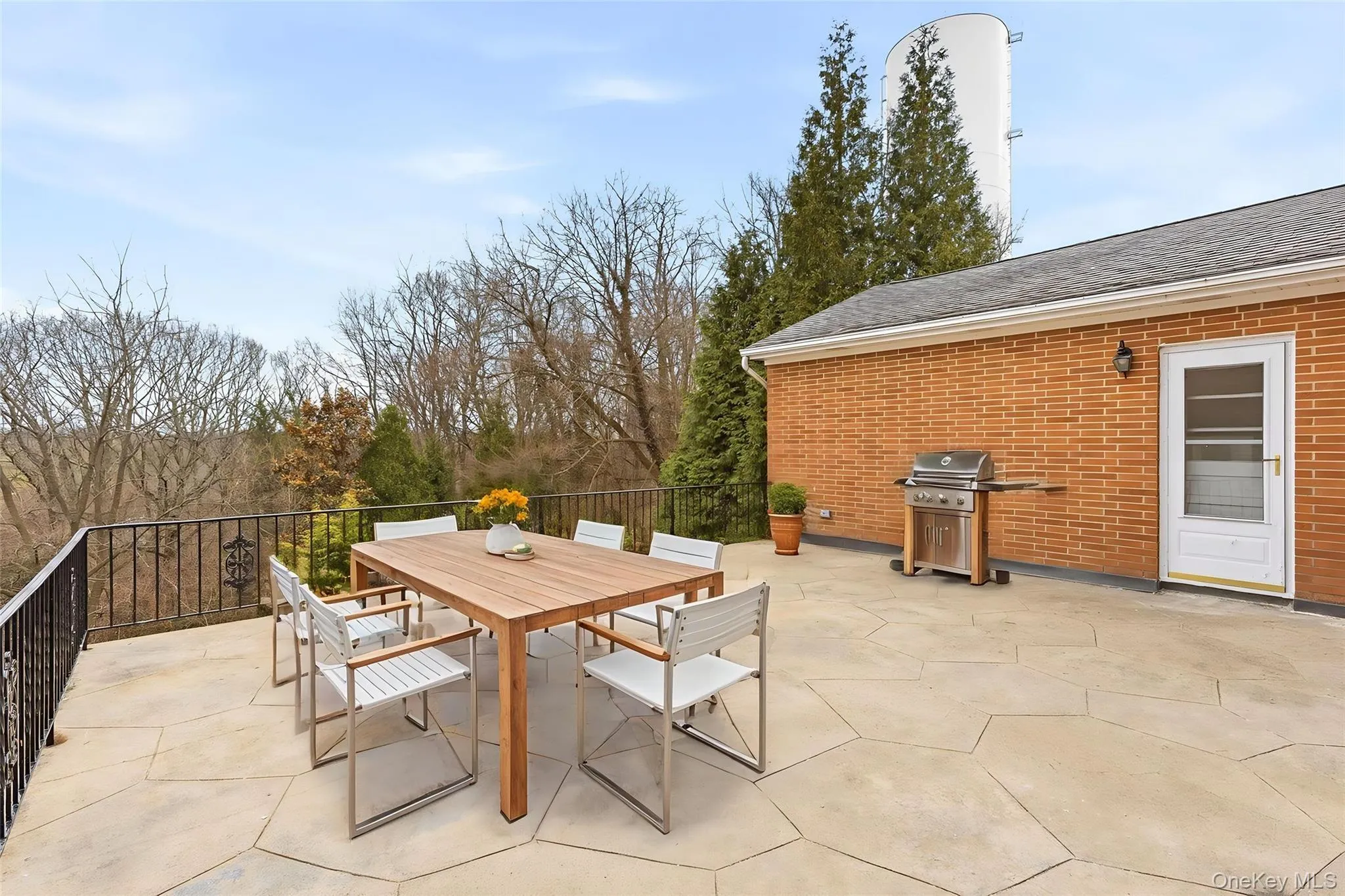 Virtually staged Virtually staged