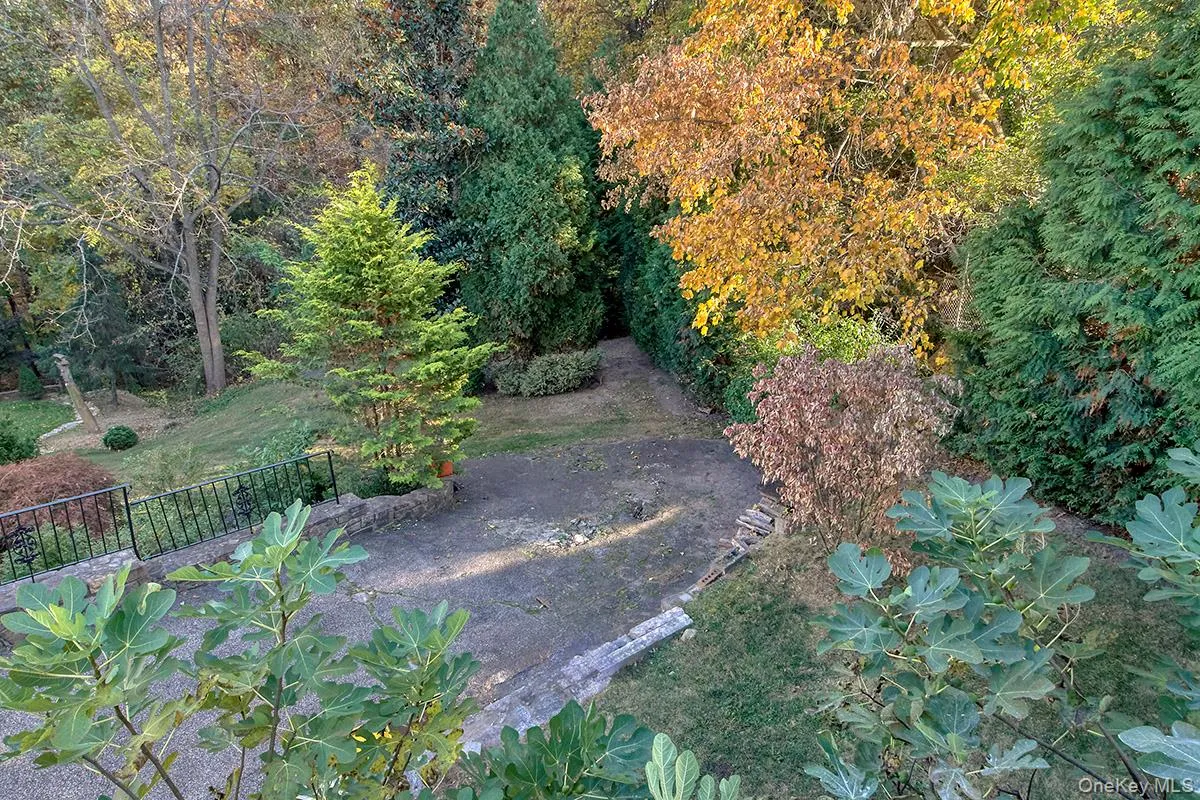 222 Park Avenue, Harrison, NY, 4 Bedrooms Bedrooms, 7 Rooms Rooms,2 BathroomsBathrooms,Residential Lease,For Rent,Park,0,972028 222 Park Avenue, Harrison, NY, 4 Bedrooms Bedrooms, 7 Rooms Rooms,2 BathroomsBathrooms,Residential Lease,For Rent,Park,0,972028