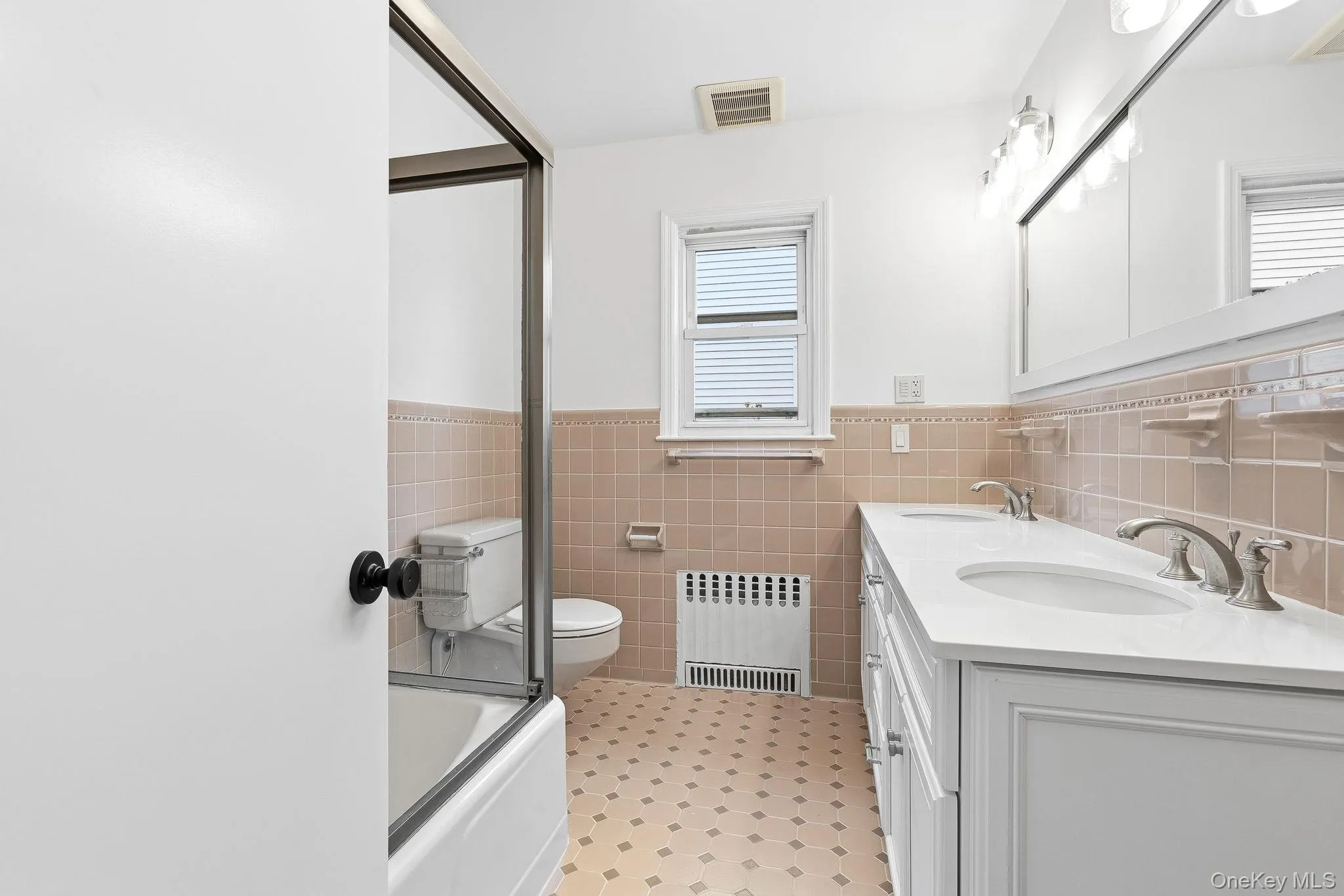 222 Park Avenue, Harrison, NY, 4 Bedrooms Bedrooms, 7 Rooms Rooms,2 BathroomsBathrooms,Residential Lease,For Rent,Park,0,972028 222 Park Avenue, Harrison, NY, 4 Bedrooms Bedrooms, 7 Rooms Rooms,2 BathroomsBathrooms,Residential Lease,For Rent,Park,0,972028