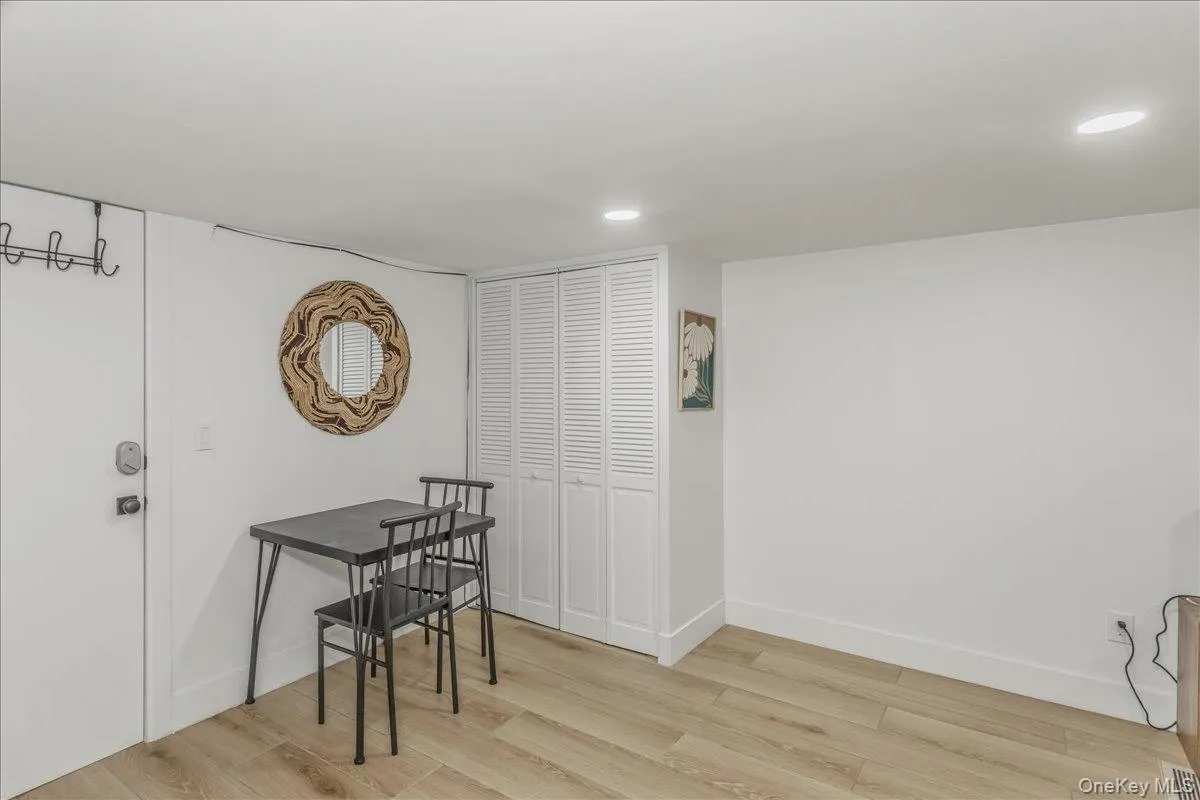 8904 Avenue J, New York, NY, 2 Rooms Rooms,1 BathroomBathrooms,Residential Lease,For Rent,Avenue J,0,972036 8904 Avenue J, New York, NY, 2 Rooms Rooms,1 BathroomBathrooms,Residential Lease,For Rent,Avenue J,0,972036