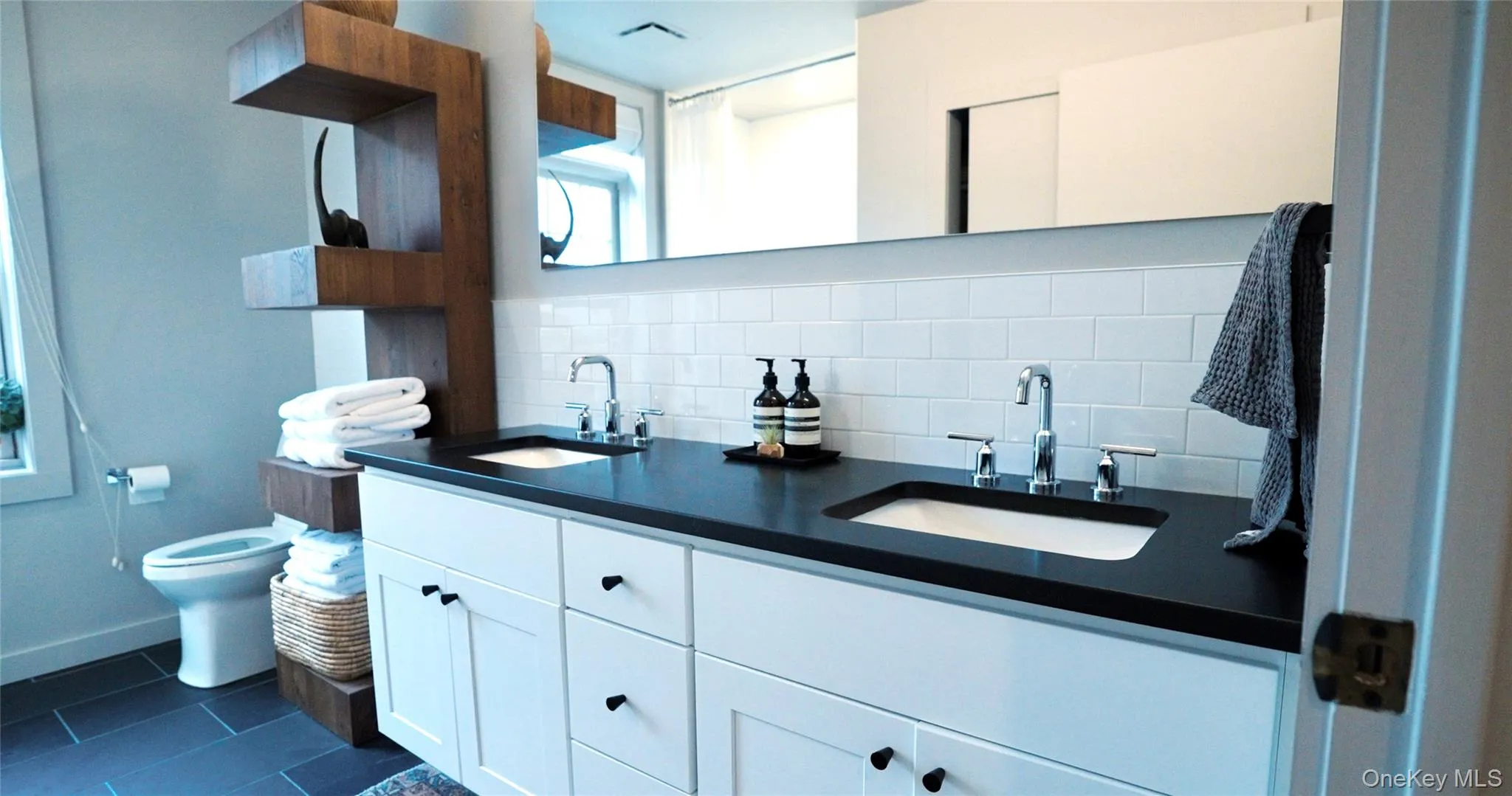 249 Main Street, Beacon, NY, 2 Bedrooms Bedrooms, 3 Rooms Rooms,2 BathroomsBathrooms,Residential Lease,For Rent,Main,0,972069 249 Main Street, Beacon, NY, 2 Bedrooms Bedrooms, 3 Rooms Rooms,2 BathroomsBathrooms,Residential Lease,For Rent,Main,0,972069