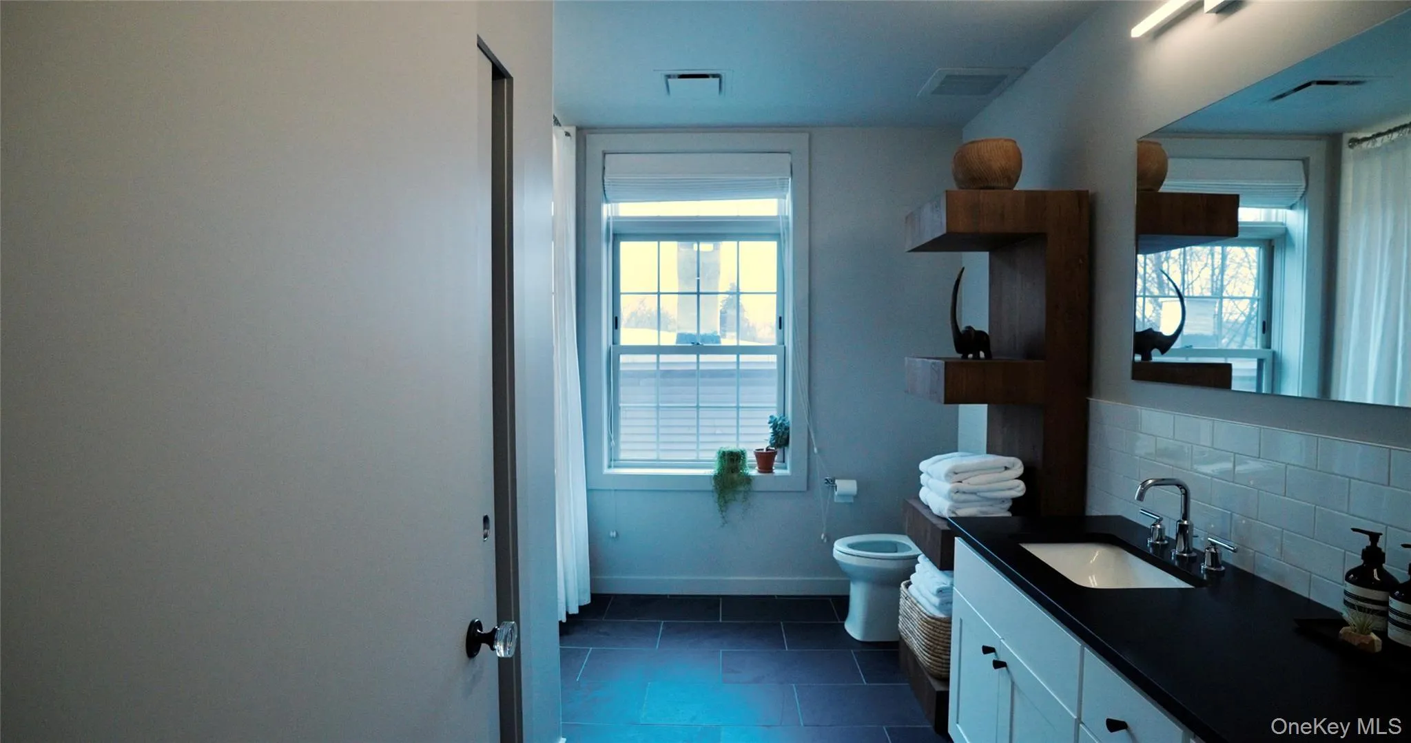 249 Main Street, Beacon, NY, 2 Bedrooms Bedrooms, 3 Rooms Rooms,2 BathroomsBathrooms,Residential Lease,For Rent,Main,0,972069 249 Main Street, Beacon, NY, 2 Bedrooms Bedrooms, 3 Rooms Rooms,2 BathroomsBathrooms,Residential Lease,For Rent,Main,0,972069