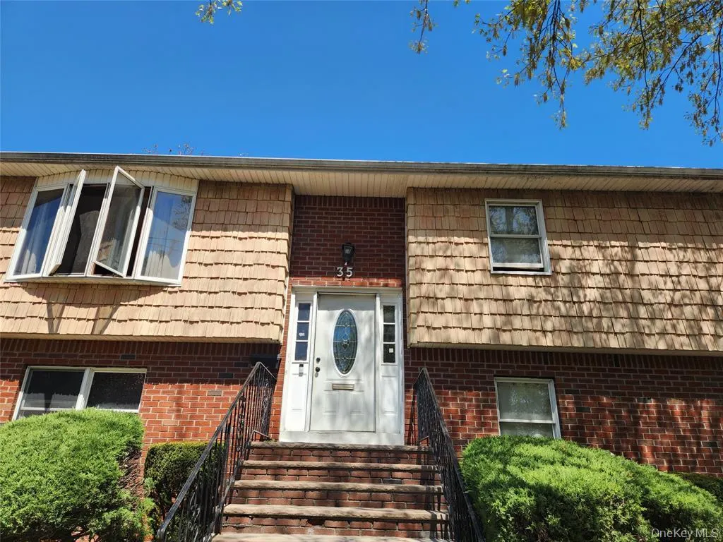 35 Mulford Place, Hempstead, NY, 6 Bedrooms Bedrooms, 11 Rooms Rooms,2 BathroomsBathrooms,Residential Sale,For Rent,Mulford,0,972071 35 Mulford Place, Hempstead, NY, 6 Bedrooms Bedrooms, 11 Rooms Rooms,2 BathroomsBathrooms,Residential Sale,For Rent,Mulford,0,972071