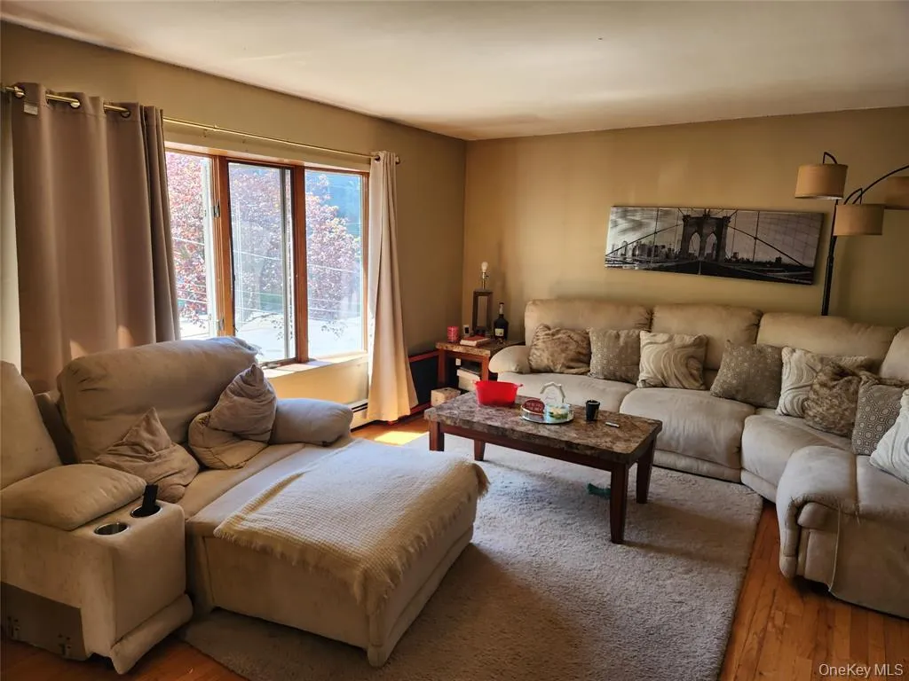 35 Mulford Place, Hempstead, NY, 6 Bedrooms Bedrooms, 11 Rooms Rooms,2 BathroomsBathrooms,Residential Sale,For Rent,Mulford,0,972071 35 Mulford Place, Hempstead, NY, 6 Bedrooms Bedrooms, 11 Rooms Rooms,2 BathroomsBathrooms,Residential Sale,For Rent,Mulford,0,972071