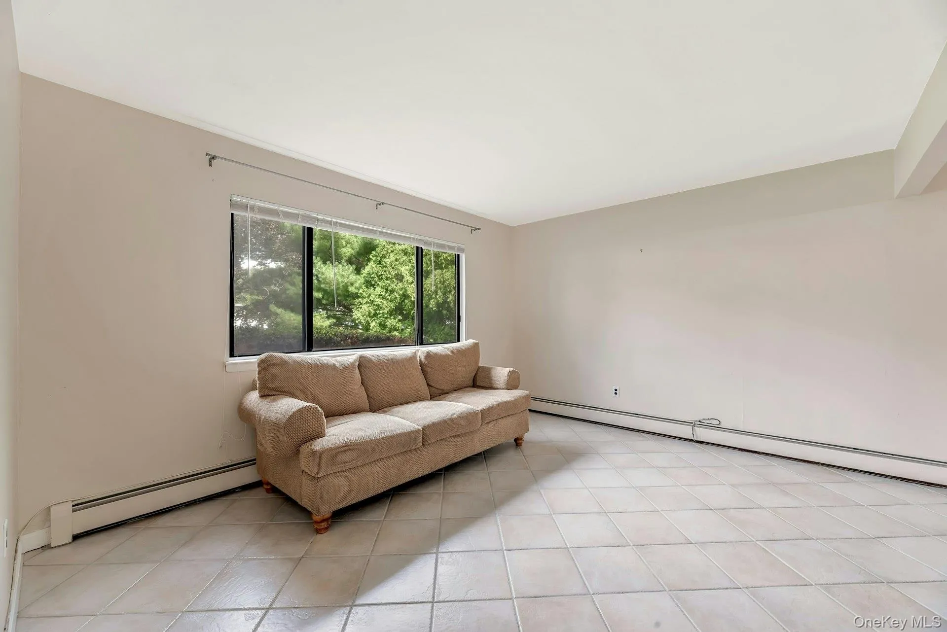 39 Woodbrook Drive, Brookhaven, NY, 5 Bedrooms Bedrooms, 10 Rooms Rooms,2 BathroomsBathrooms,Residential,For Rent,Woodbrook,0,972089 39 Woodbrook Drive, Brookhaven, NY, 5 Bedrooms Bedrooms, 10 Rooms Rooms,2 BathroomsBathrooms,Residential,For Rent,Woodbrook,0,972089