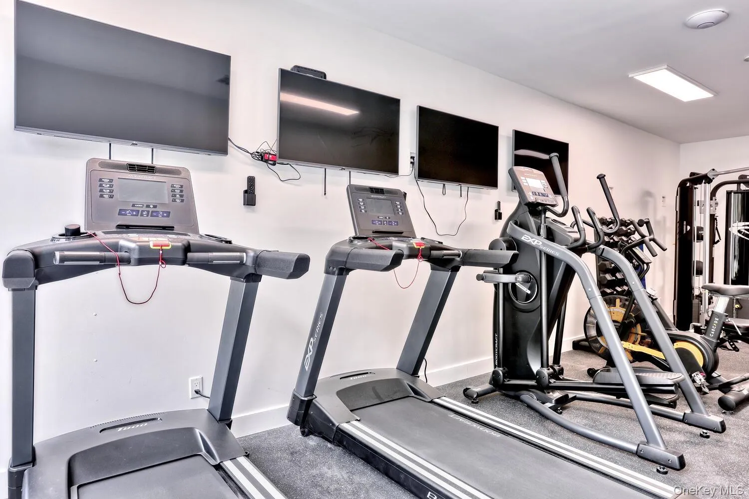 962 Route 9W, Clarkstown, NY, 2 Bedrooms Bedrooms, 4 Rooms Rooms,2 BathroomsBathrooms,Residential Lease,For Rent,Route 9W,0,972090 962 Route 9W, Clarkstown, NY, 2 Bedrooms Bedrooms, 4 Rooms Rooms,2 BathroomsBathrooms,Residential Lease,For Rent,Route 9W,0,972090