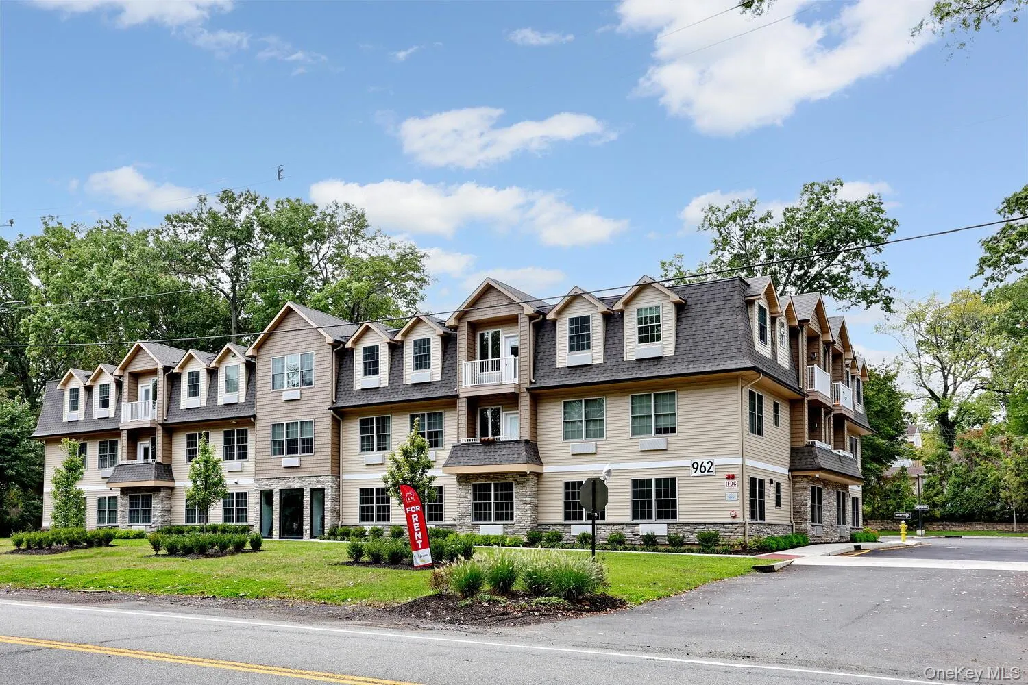 962 Route 9W, Clarkstown, NY, 2 Bedrooms Bedrooms, 4 Rooms Rooms,2 BathroomsBathrooms,Residential Lease,For Rent,Route 9W,0,972090 962 Route 9W, Clarkstown, NY, 2 Bedrooms Bedrooms, 4 Rooms Rooms,2 BathroomsBathrooms,Residential Lease,For Rent,Route 9W,0,972090