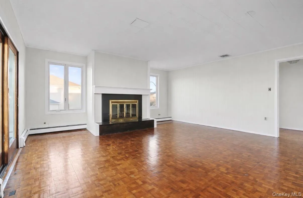 115 Maryland Avenue, Long Beach, NY, 4 Bedrooms Bedrooms, 8 Rooms Rooms,3 BathroomsBathrooms,Residential Lease,For Rent,Maryland,0,972120 115 Maryland Avenue, Long Beach, NY, 4 Bedrooms Bedrooms, 8 Rooms Rooms,3 BathroomsBathrooms,Residential Lease,For Rent,Maryland,0,972120