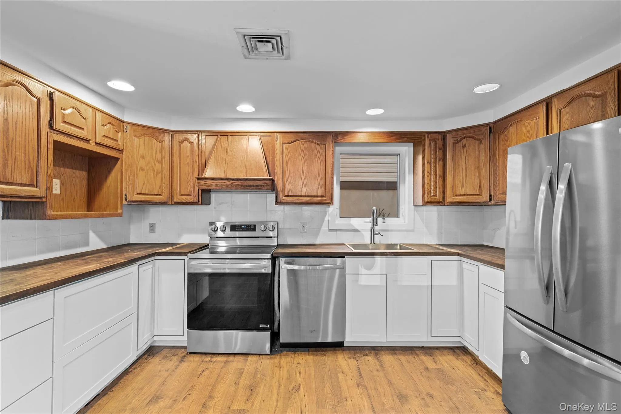 115 Maryland Avenue, Long Beach, NY, 4 Bedrooms Bedrooms, 8 Rooms Rooms,3 BathroomsBathrooms,Residential Lease,For Rent,Maryland,0,972120 115 Maryland Avenue, Long Beach, NY, 4 Bedrooms Bedrooms, 8 Rooms Rooms,3 BathroomsBathrooms,Residential Lease,For Rent,Maryland,0,972120