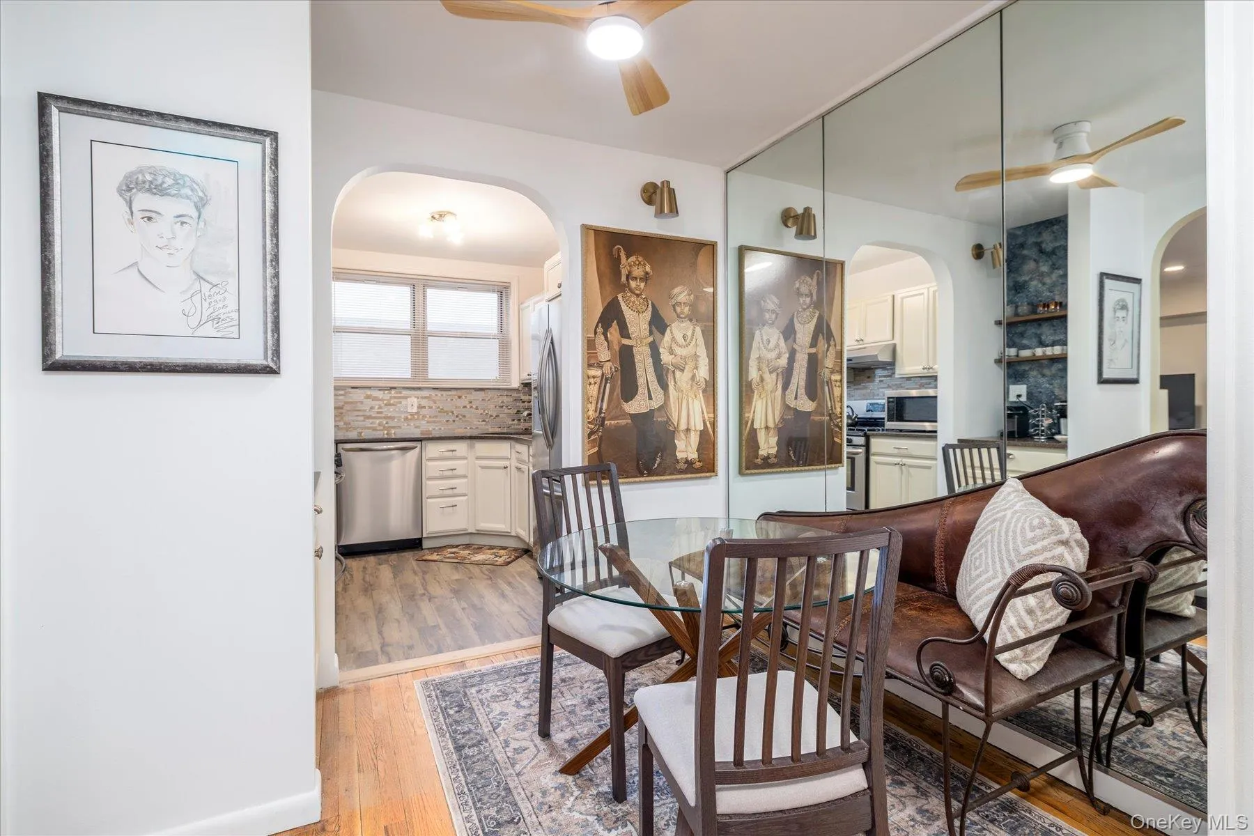 Breakfast space with ceiling fan Breakfast space with ceiling fan