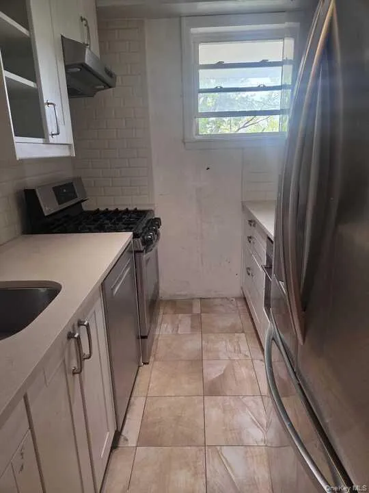 5700 Arlington Avenue, New York, NY, 1 Bedroom Bedrooms, 4 Rooms Rooms,1 BathroomBathrooms,Residential,For Rent,Arlington,0,972139 5700 Arlington Avenue, New York, NY, 1 Bedroom Bedrooms, 4 Rooms Rooms,1 BathroomBathrooms,Residential,For Rent,Arlington,0,972139