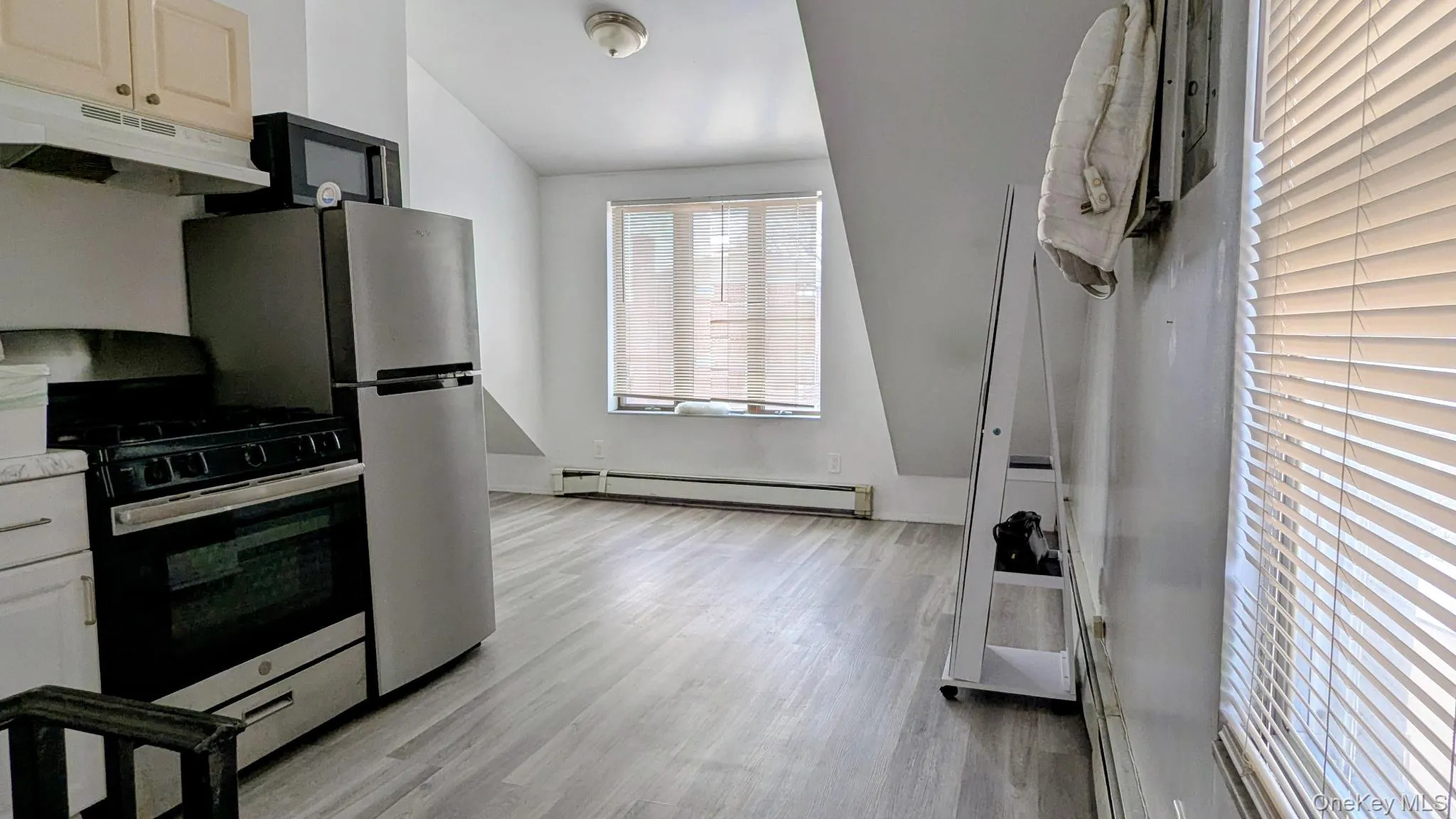 21-46 73rd Street, New York, NY, 2 Rooms Rooms,1 BathroomBathrooms,Residential Lease,For Rent,73rd,0,972148 21-46 73rd Street, New York, NY, 2 Rooms Rooms,1 BathroomBathrooms,Residential Lease,For Rent,73rd,0,972148
