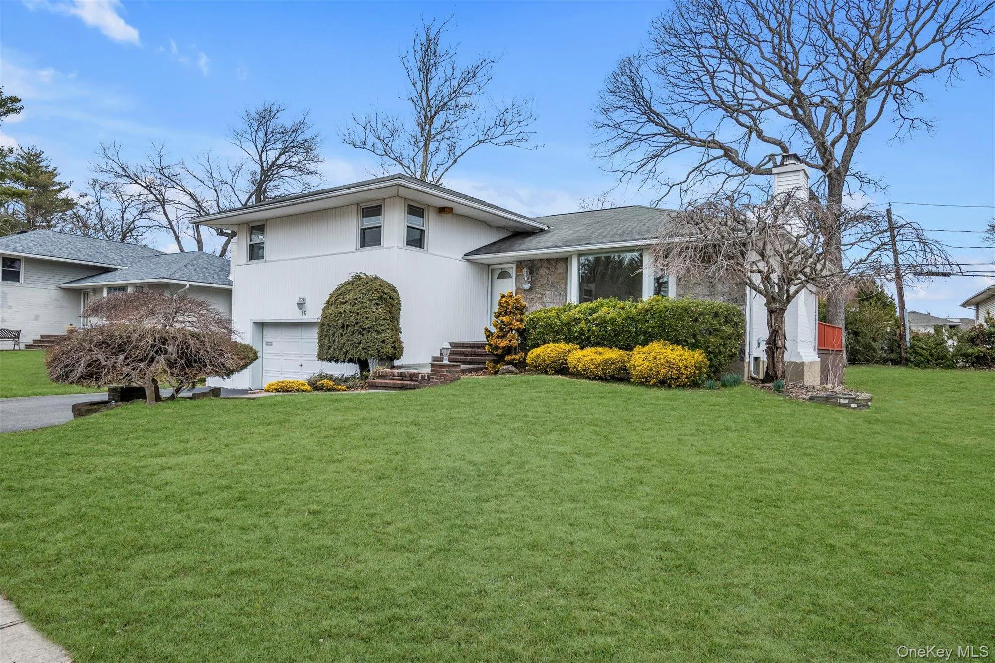 16 Middle Lane, Oyster Bay, NY, 4 Bedrooms Bedrooms, 9 Rooms Rooms,3 BathroomsBathrooms,Residential Lease,For Rent,Middle,0,972157 16 Middle Lane, Oyster Bay, NY, 4 Bedrooms Bedrooms, 9 Rooms Rooms,3 BathroomsBathrooms,Residential Lease,For Rent,Middle,0,972157