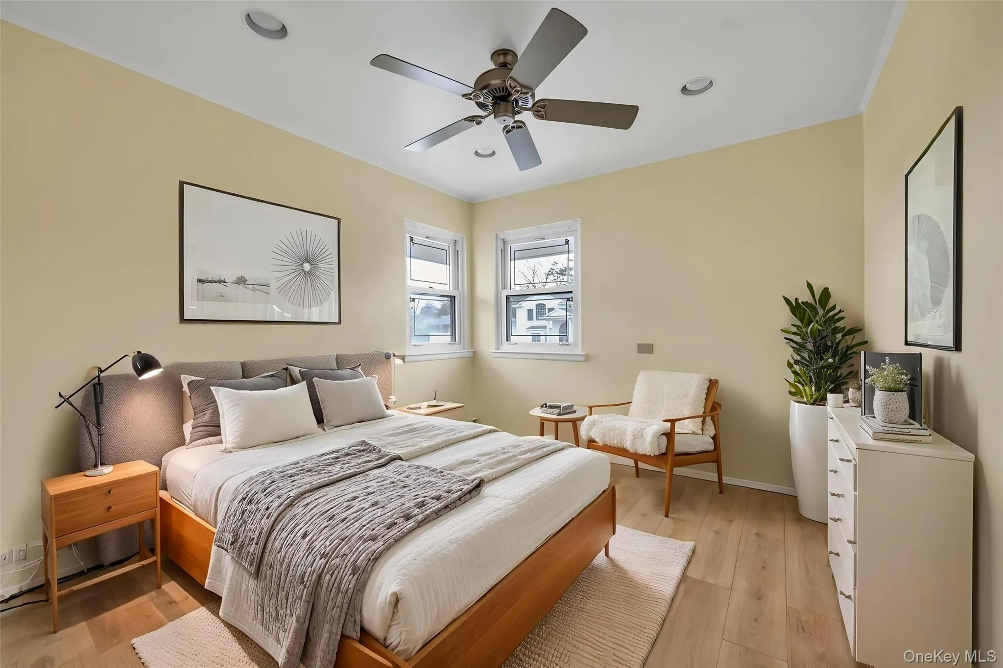 16 Middle Lane, Oyster Bay, NY, 4 Bedrooms Bedrooms, 9 Rooms Rooms,3 BathroomsBathrooms,Residential Lease,For Rent,Middle,0,972157 16 Middle Lane, Oyster Bay, NY, 4 Bedrooms Bedrooms, 9 Rooms Rooms,3 BathroomsBathrooms,Residential Lease,For Rent,Middle,0,972157