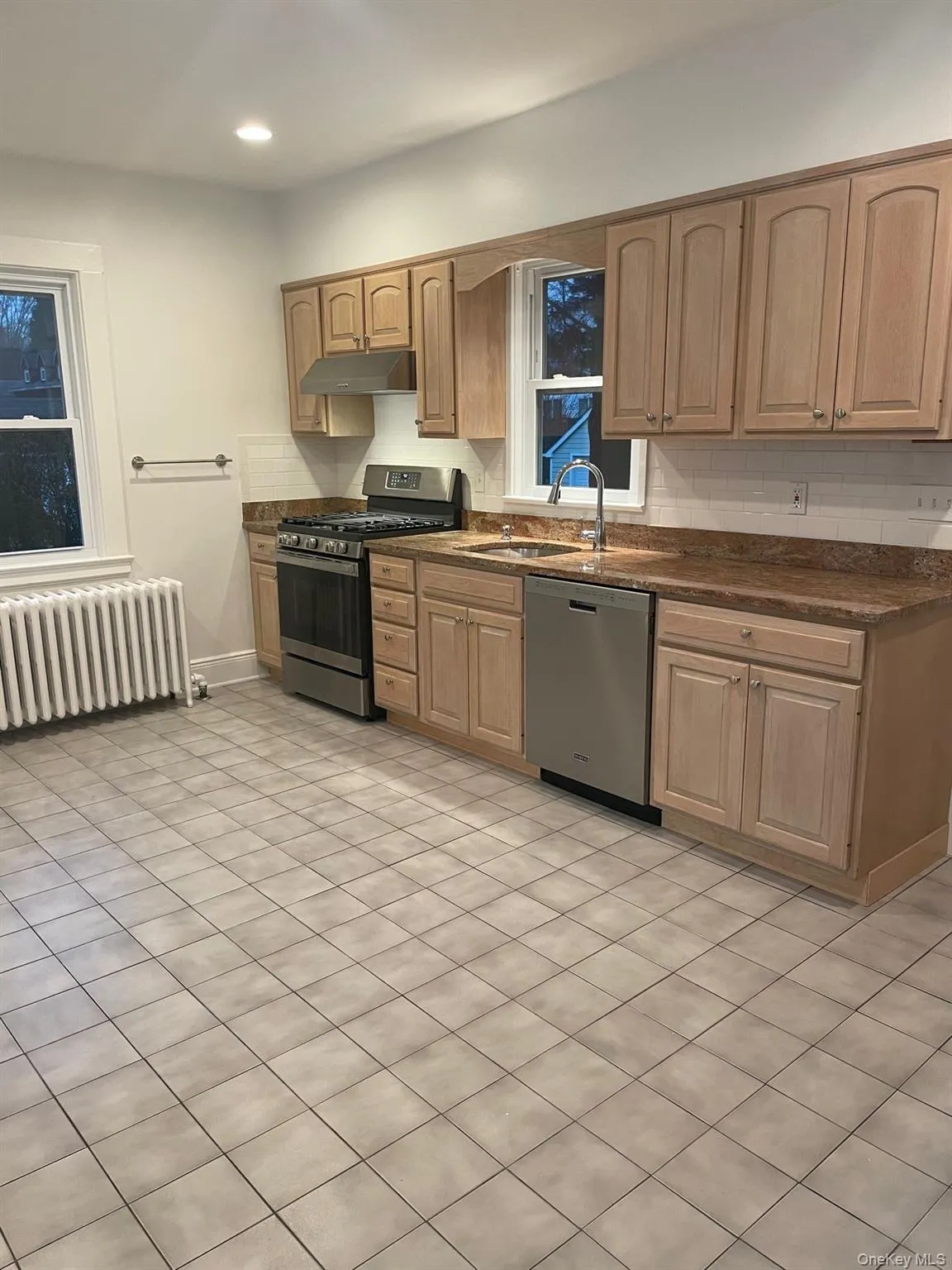 72 Prospect Street, Greenwich, CT, 3 Bedrooms Bedrooms, 6 Rooms Rooms,1 BathroomBathrooms,Residential Lease,For Rent,Prospect,0,972174 72 Prospect Street, Greenwich, CT, 3 Bedrooms Bedrooms, 6 Rooms Rooms,1 BathroomBathrooms,Residential Lease,For Rent,Prospect,0,972174