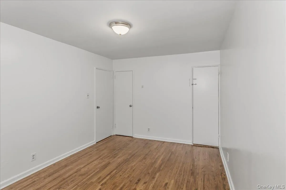8904 Avenue J, New York, NY, 2 Bedrooms Bedrooms, 3 Rooms Rooms,1 BathroomBathrooms,Residential Lease,For Rent,Avenue J,0,972196 8904 Avenue J, New York, NY, 2 Bedrooms Bedrooms, 3 Rooms Rooms,1 BathroomBathrooms,Residential Lease,For Rent,Avenue J,0,972196