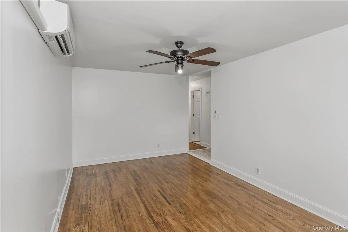 8904 Avenue J, New York, NY, 2 Bedrooms Bedrooms, 3 Rooms Rooms,1 BathroomBathrooms,Residential Lease,For Rent,Avenue J,0,972196 8904 Avenue J, New York, NY, 2 Bedrooms Bedrooms, 3 Rooms Rooms,1 BathroomBathrooms,Residential Lease,For Rent,Avenue J,0,972196