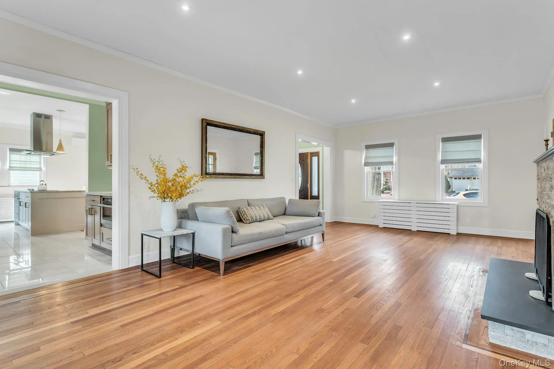 85 Violet Avenue, Hempstead, NY, 4 Bedrooms Bedrooms, 9 Rooms Rooms,3 BathroomsBathrooms,Residential,For Rent,Violet,0,972201 85 Violet Avenue, Hempstead, NY, 4 Bedrooms Bedrooms, 9 Rooms Rooms,3 BathroomsBathrooms,Residential,For Rent,Violet,0,972201