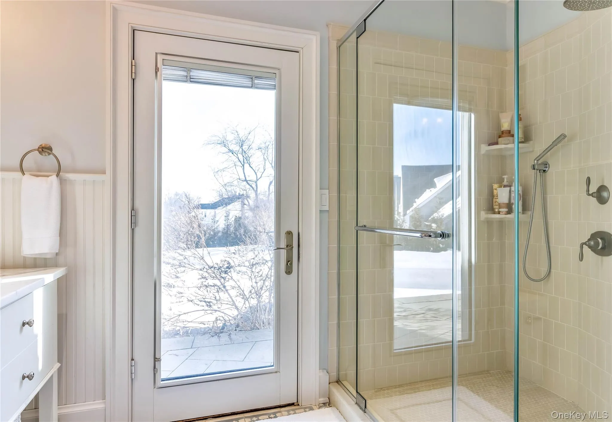 695 Sound Drive, Southold, NY, 5 Bedrooms Bedrooms, 9 Rooms Rooms,3 BathroomsBathrooms,Residential Lease,For Rent,Sound,0,972211 695 Sound Drive, Southold, NY, 5 Bedrooms Bedrooms, 9 Rooms Rooms,3 BathroomsBathrooms,Residential Lease,For Rent,Sound,0,972211