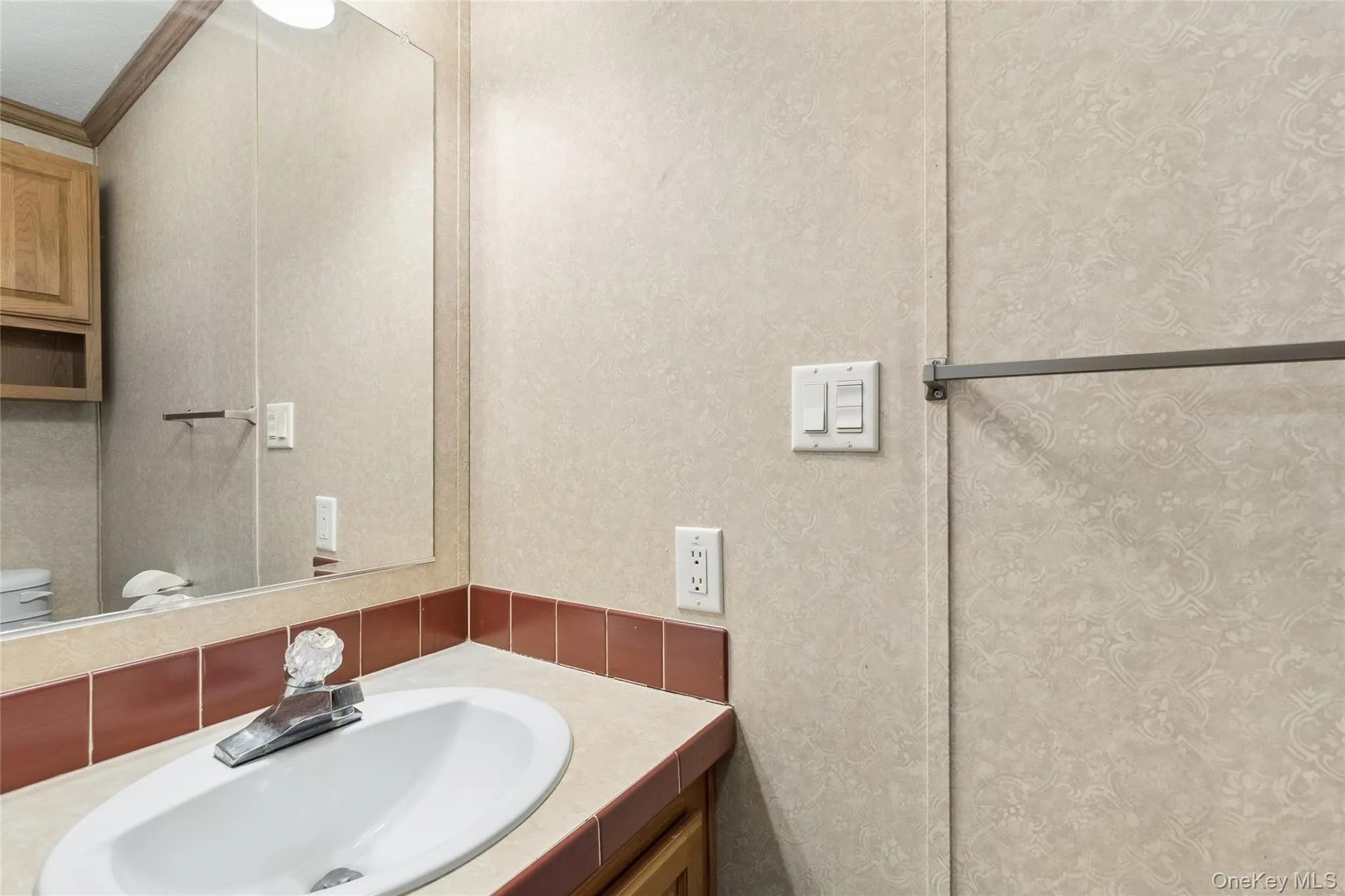 37 Hubbard Ave #5, Riverhead, NY, 2 Bedrooms Bedrooms, 3 Rooms Rooms,1 BathroomBathrooms,Residential,For Rent,Hubbard Ave #5,0,972229 37 Hubbard Ave #5, Riverhead, NY, 2 Bedrooms Bedrooms, 3 Rooms Rooms,1 BathroomBathrooms,Residential,For Rent,Hubbard Ave #5,0,972229