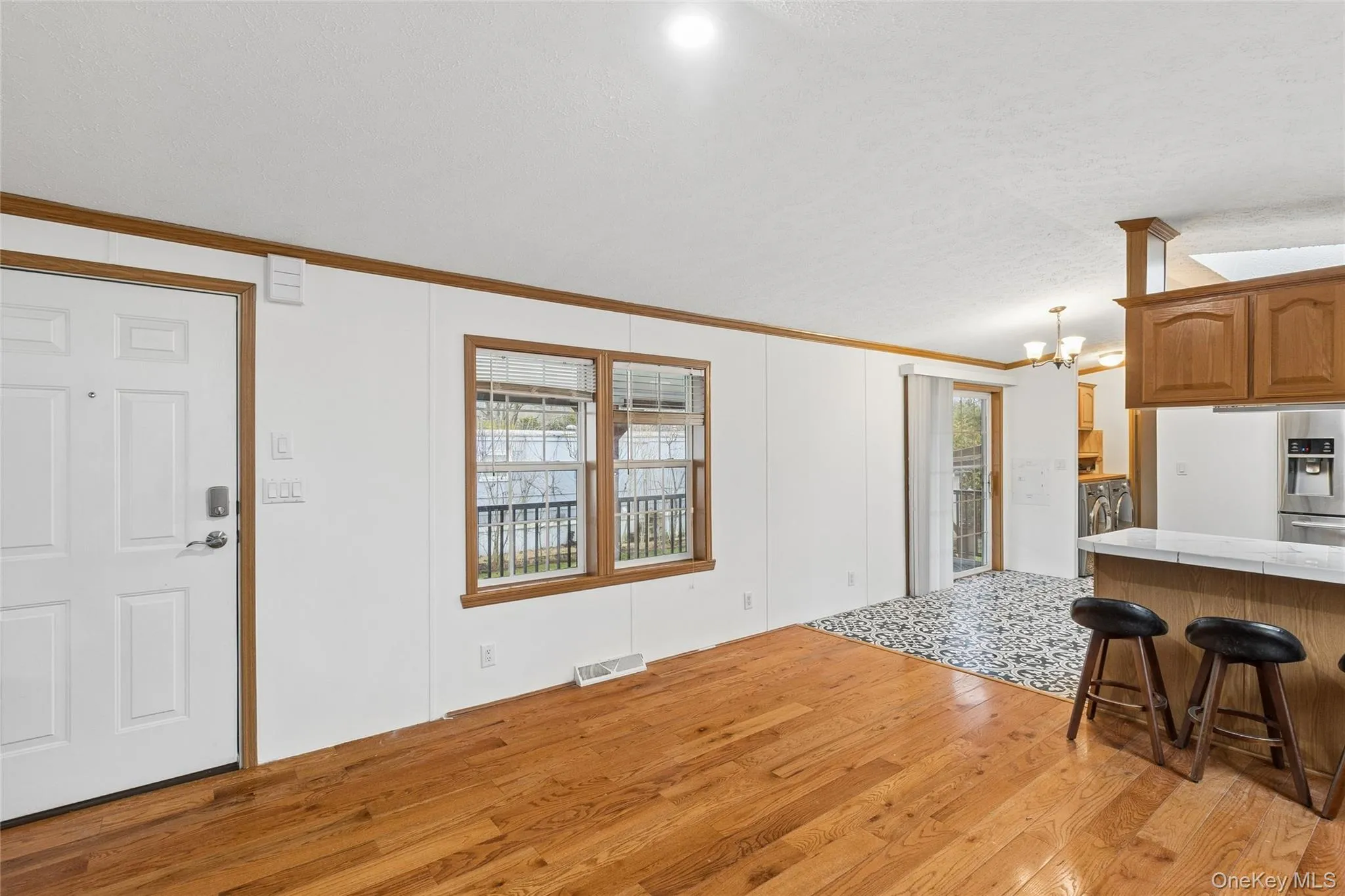 37 Hubbard Ave #5, Riverhead, NY, 2 Bedrooms Bedrooms, 3 Rooms Rooms,1 BathroomBathrooms,Residential,For Rent,Hubbard Ave #5,0,972229 37 Hubbard Ave #5, Riverhead, NY, 2 Bedrooms Bedrooms, 3 Rooms Rooms,1 BathroomBathrooms,Residential,For Rent,Hubbard Ave #5,0,972229