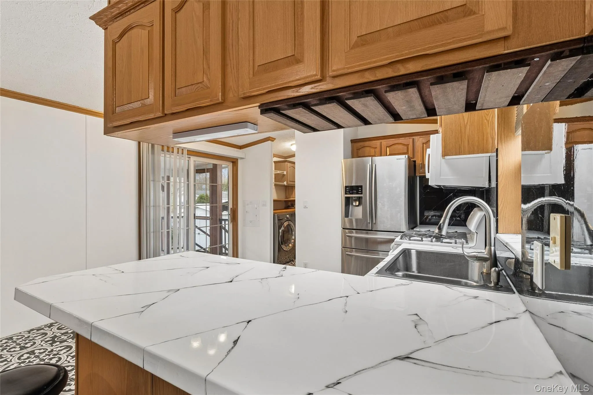 37 Hubbard Ave #5, Riverhead, NY, 2 Bedrooms Bedrooms, 3 Rooms Rooms,1 BathroomBathrooms,Residential,For Rent,Hubbard Ave #5,0,972229 37 Hubbard Ave #5, Riverhead, NY, 2 Bedrooms Bedrooms, 3 Rooms Rooms,1 BathroomBathrooms,Residential,For Rent,Hubbard Ave #5,0,972229