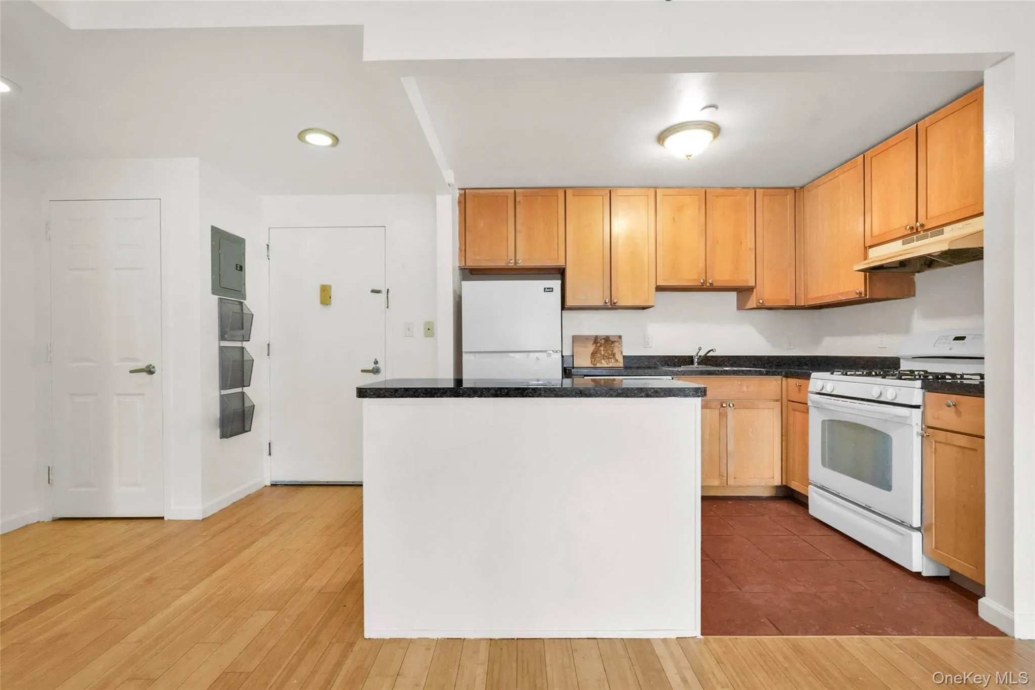 837 Washington Avenue, New York, NY, 1 Bedroom Bedrooms, 3 Rooms Rooms,1 BathroomBathrooms,Residential Sale,For Rent,Washington,0,972231 837 Washington Avenue, New York, NY, 1 Bedroom Bedrooms, 3 Rooms Rooms,1 BathroomBathrooms,Residential Sale,For Rent,Washington,0,972231