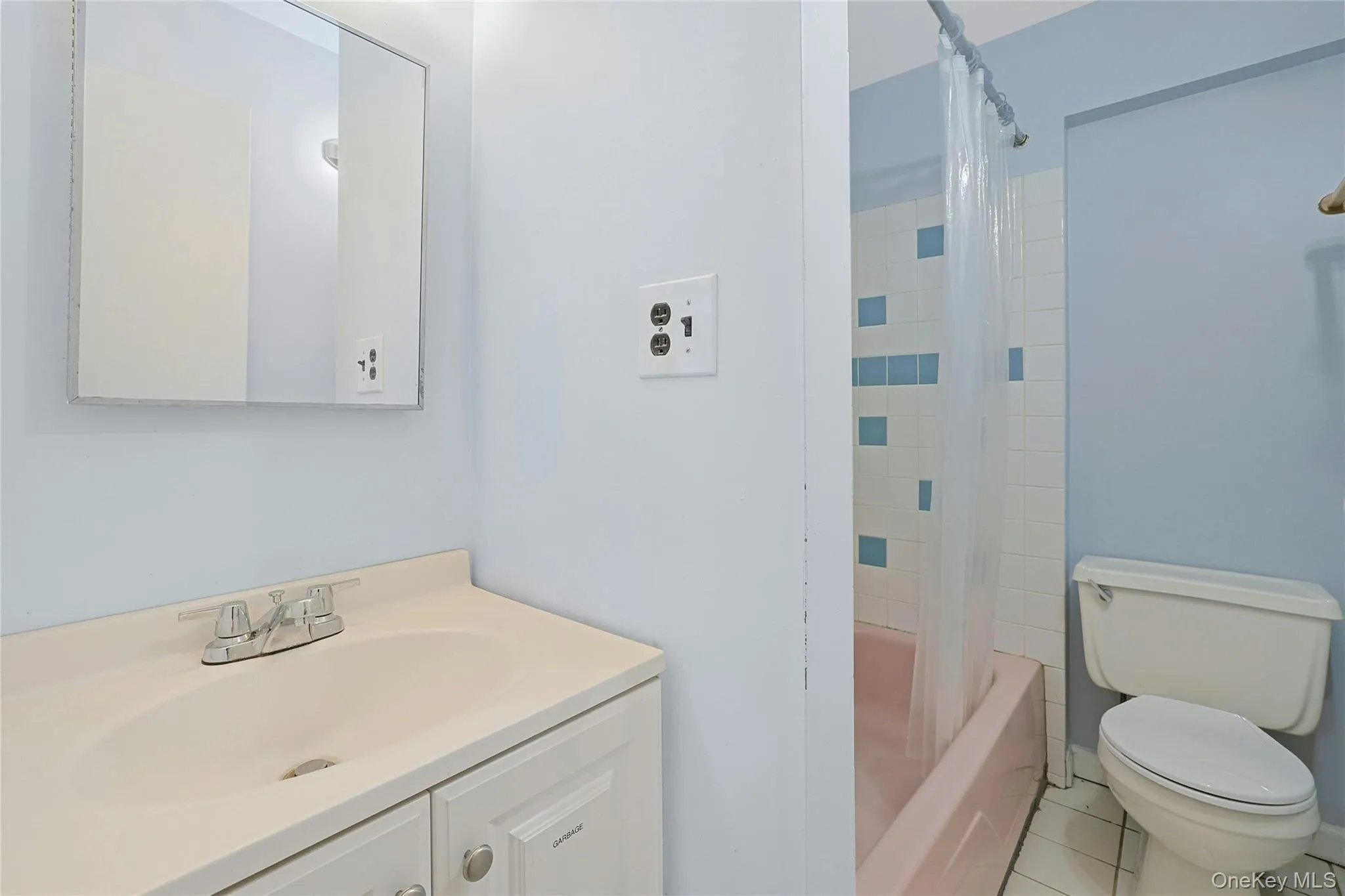 105 Broadway, Orangetown, NY, 1 Bedroom Bedrooms, 3 Rooms Rooms,1 BathroomBathrooms,Residential Lease,For Rent,Broadway,0,972234 105 Broadway, Orangetown, NY, 1 Bedroom Bedrooms, 3 Rooms Rooms,1 BathroomBathrooms,Residential Lease,For Rent,Broadway,0,972234