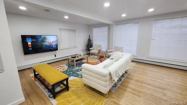 150 Walnut Street, Long Beach, NY, 5 Bedrooms Bedrooms, 10 Rooms Rooms,2 BathroomsBathrooms,Residential Lease,For Rent,Walnut,0,972238 150 Walnut Street, Long Beach, NY, 5 Bedrooms Bedrooms, 10 Rooms Rooms,2 BathroomsBathrooms,Residential Lease,For Rent,Walnut,0,972238