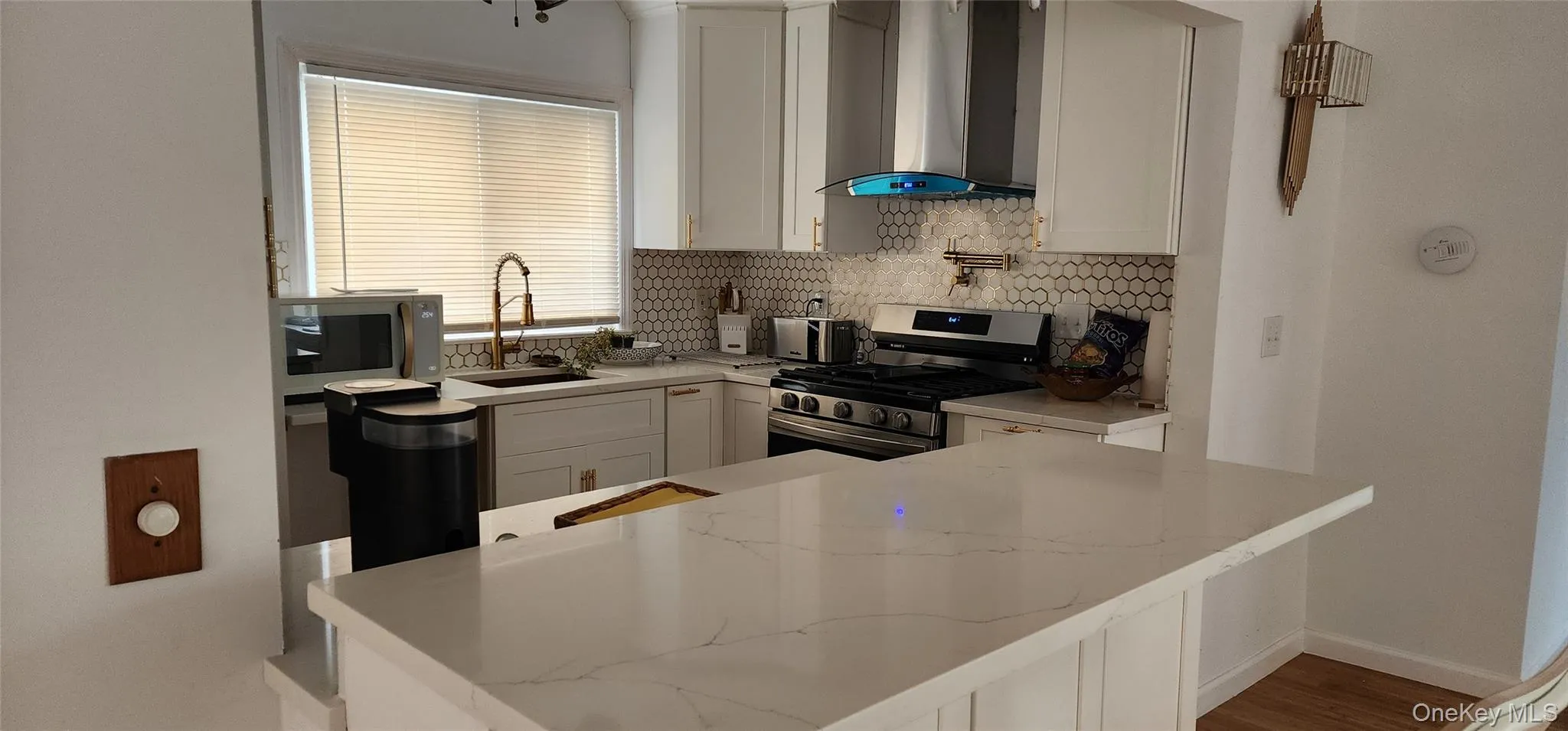 150 Walnut Street, Long Beach, NY, 5 Bedrooms Bedrooms, 10 Rooms Rooms,2 BathroomsBathrooms,Residential Lease,For Rent,Walnut,0,972238 150 Walnut Street, Long Beach, NY, 5 Bedrooms Bedrooms, 10 Rooms Rooms,2 BathroomsBathrooms,Residential Lease,For Rent,Walnut,0,972238