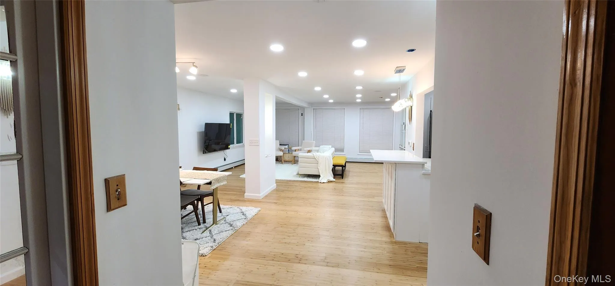 150 Walnut Street, Long Beach, NY, 5 Bedrooms Bedrooms, 10 Rooms Rooms,2 BathroomsBathrooms,Residential Lease,For Rent,Walnut,0,972238 150 Walnut Street, Long Beach, NY, 5 Bedrooms Bedrooms, 10 Rooms Rooms,2 BathroomsBathrooms,Residential Lease,For Rent,Walnut,0,972238