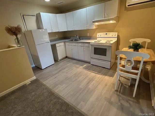 Lot 1 Private Court, Smithtown, NY, 1 Bedroom Bedrooms, 2 Rooms Rooms,1 BathroomBathrooms,Residential Lease,For Rent,Private,0,972262 Lot 1 Private Court, Smithtown, NY, 1 Bedroom Bedrooms, 2 Rooms Rooms,1 BathroomBathrooms,Residential Lease,For Rent,Private,0,972262