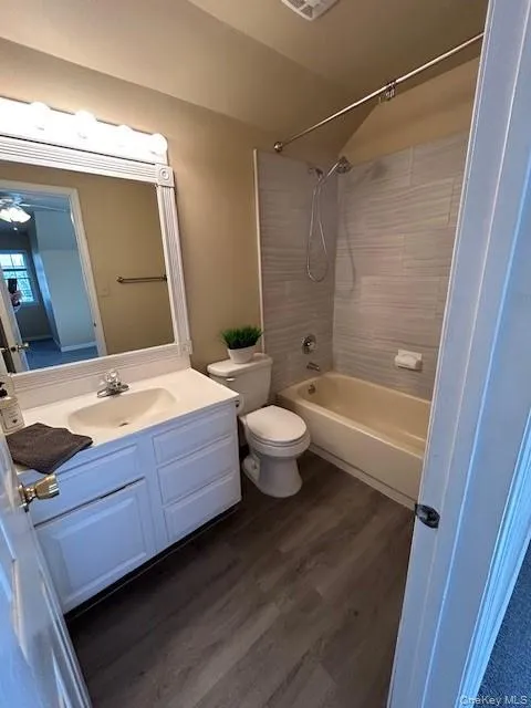 Lot 1 Private Court, Smithtown, NY, 1 Bedroom Bedrooms, 2 Rooms Rooms,1 BathroomBathrooms,Residential Lease,For Rent,Private,0,972262 Lot 1 Private Court, Smithtown, NY, 1 Bedroom Bedrooms, 2 Rooms Rooms,1 BathroomBathrooms,Residential Lease,For Rent,Private,0,972262