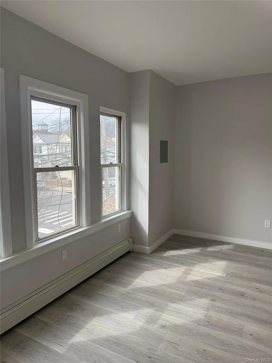 85-27 102nd Street, New York, NY, 2 Bedrooms Bedrooms, 3 Rooms Rooms,1 BathroomBathrooms,Residential Lease,For Rent,102nd,0,972275 85-27 102nd Street, New York, NY, 2 Bedrooms Bedrooms, 3 Rooms Rooms,1 BathroomBathrooms,Residential Lease,For Rent,102nd,0,972275