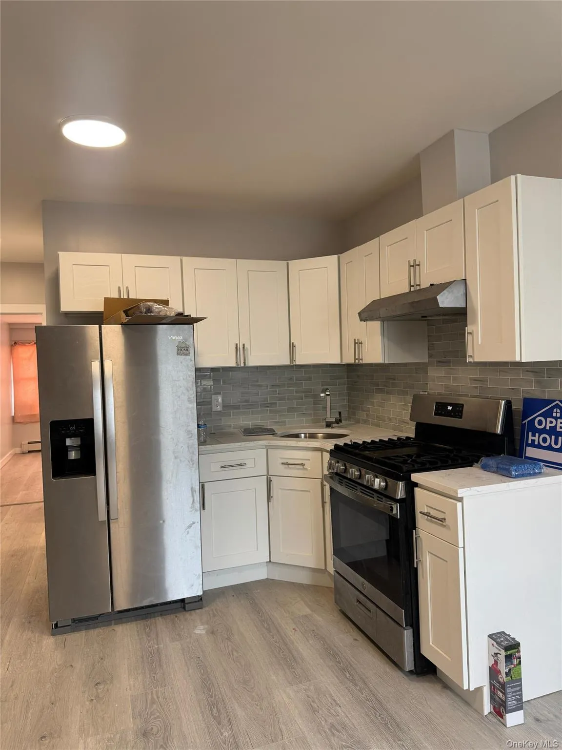 85-27 102nd Street, New York, NY, 2 Bedrooms Bedrooms, 3 Rooms Rooms,1 BathroomBathrooms,Residential Lease,For Rent,102nd,0,972275 85-27 102nd Street, New York, NY, 2 Bedrooms Bedrooms, 3 Rooms Rooms,1 BathroomBathrooms,Residential Lease,For Rent,102nd,0,972275
