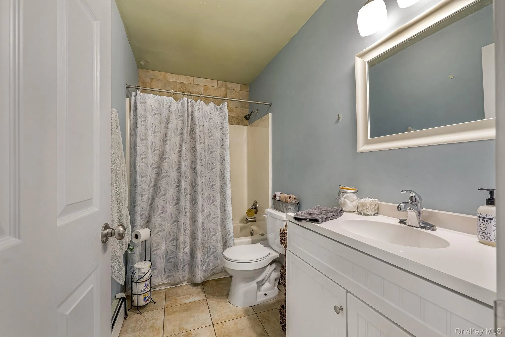 559 Hill Avenue, Crawford, NY, 3 Bedrooms Bedrooms, 8 Rooms Rooms,2 BathroomsBathrooms,Residential,For Rent,Hill,0,972302 559 Hill Avenue, Crawford, NY, 3 Bedrooms Bedrooms, 8 Rooms Rooms,2 BathroomsBathrooms,Residential,For Rent,Hill,0,972302