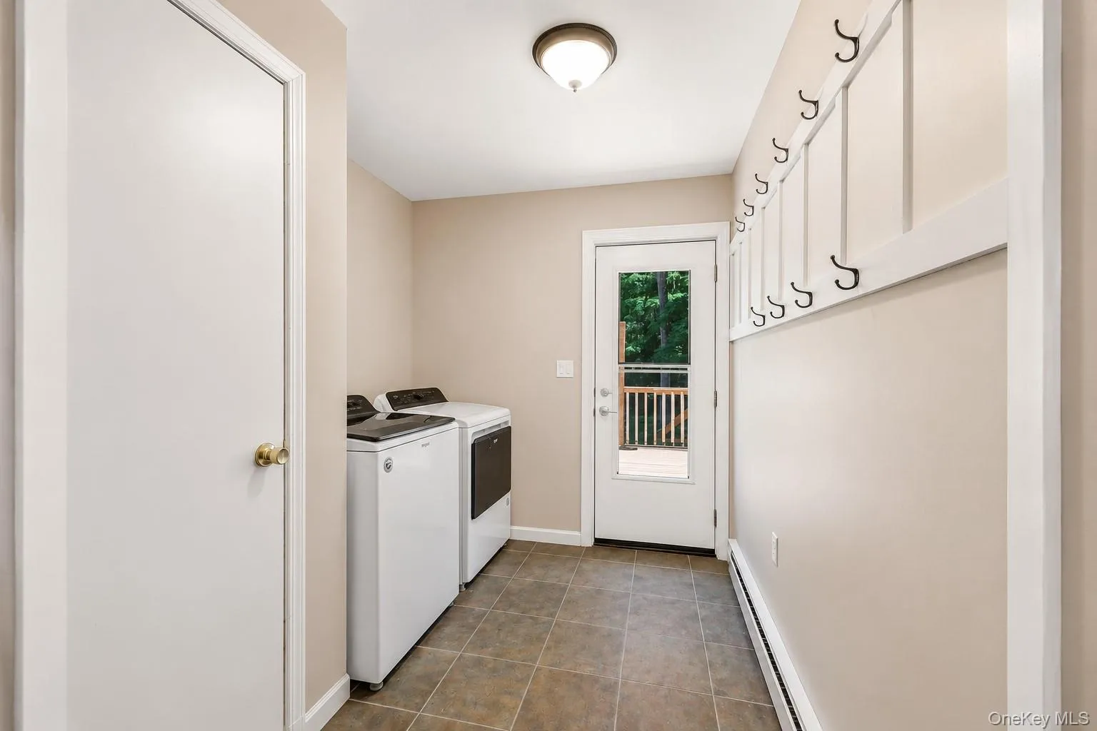 559 Hill Avenue, Crawford, NY, 3 Bedrooms Bedrooms, 8 Rooms Rooms,2 BathroomsBathrooms,Residential,For Rent,Hill,0,972302 559 Hill Avenue, Crawford, NY, 3 Bedrooms Bedrooms, 8 Rooms Rooms,2 BathroomsBathrooms,Residential,For Rent,Hill,0,972302