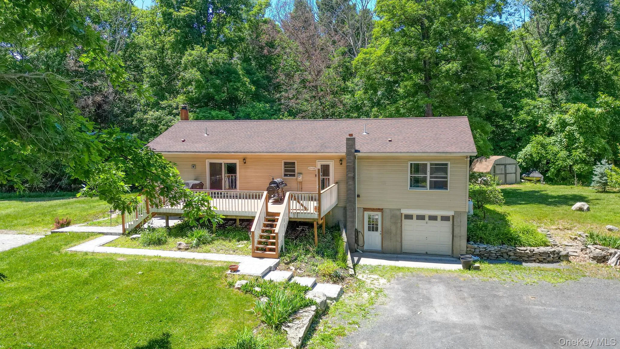 559 Hill Avenue, Crawford, NY, 3 Bedrooms Bedrooms, 8 Rooms Rooms,2 BathroomsBathrooms,Residential,For Rent,Hill,0,972302 559 Hill Avenue, Crawford, NY, 3 Bedrooms Bedrooms, 8 Rooms Rooms,2 BathroomsBathrooms,Residential,For Rent,Hill,0,972302