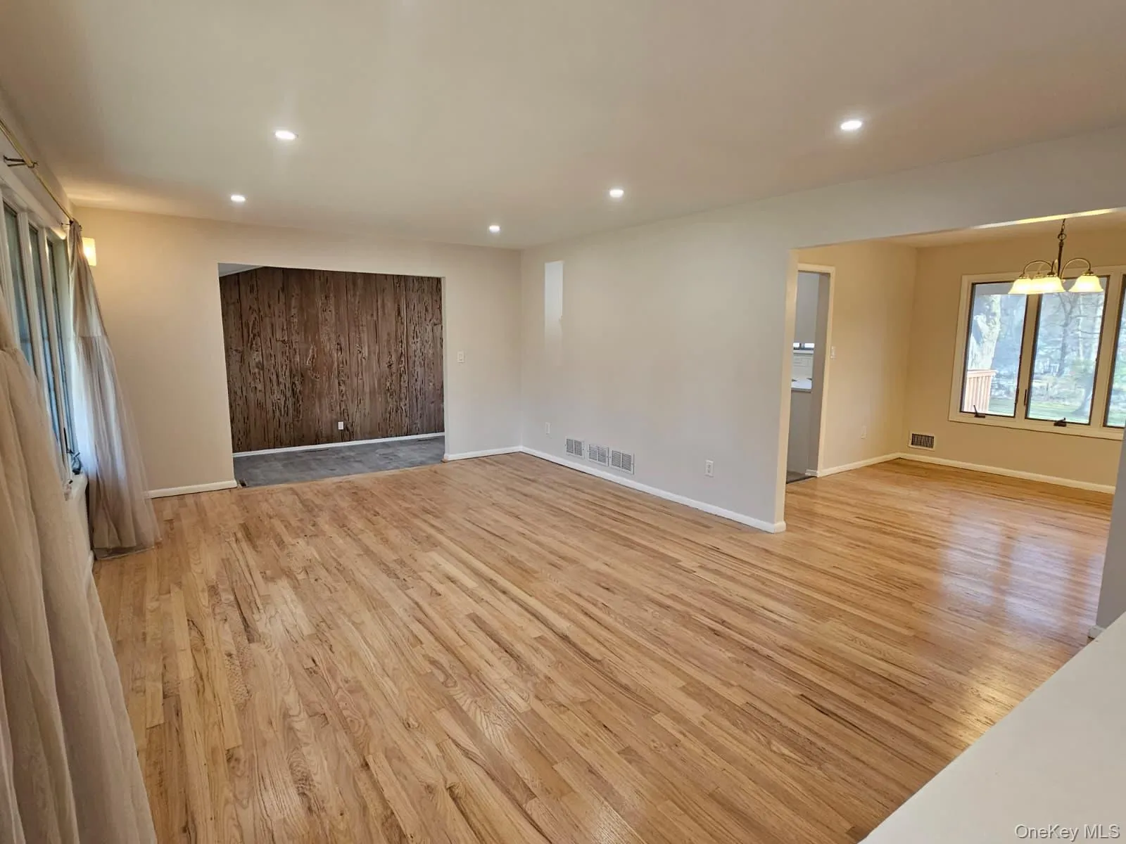 3 Glenbrook Road, Ramapo, NY, 4 Bedrooms Bedrooms, 10 Rooms Rooms,2 BathroomsBathrooms,Residential Lease,For Rent,Glenbrook,0,972309 3 Glenbrook Road, Ramapo, NY, 4 Bedrooms Bedrooms, 10 Rooms Rooms,2 BathroomsBathrooms,Residential Lease,For Rent,Glenbrook,0,972309