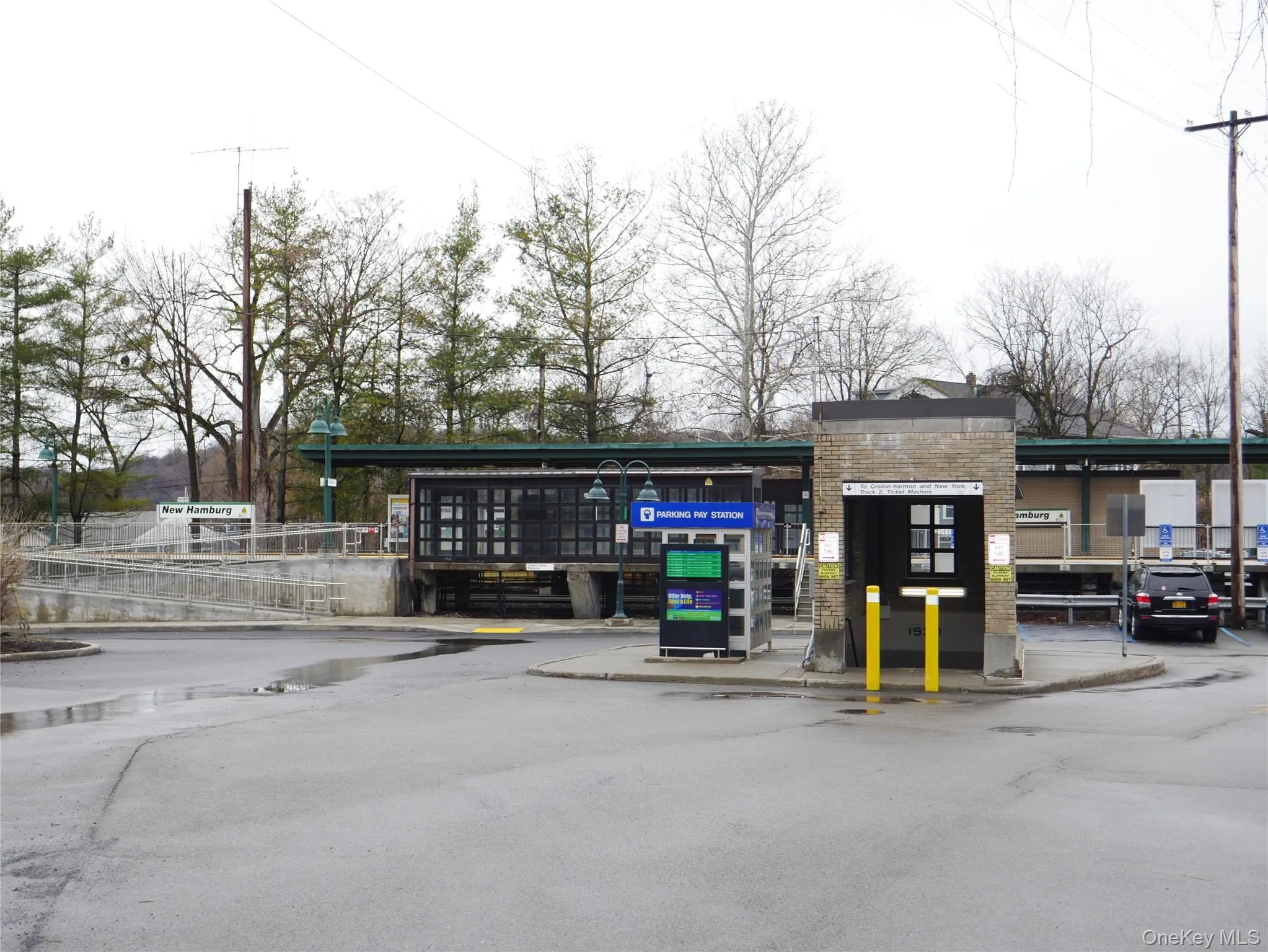 Walk to the Train Station Walk to the Train Station