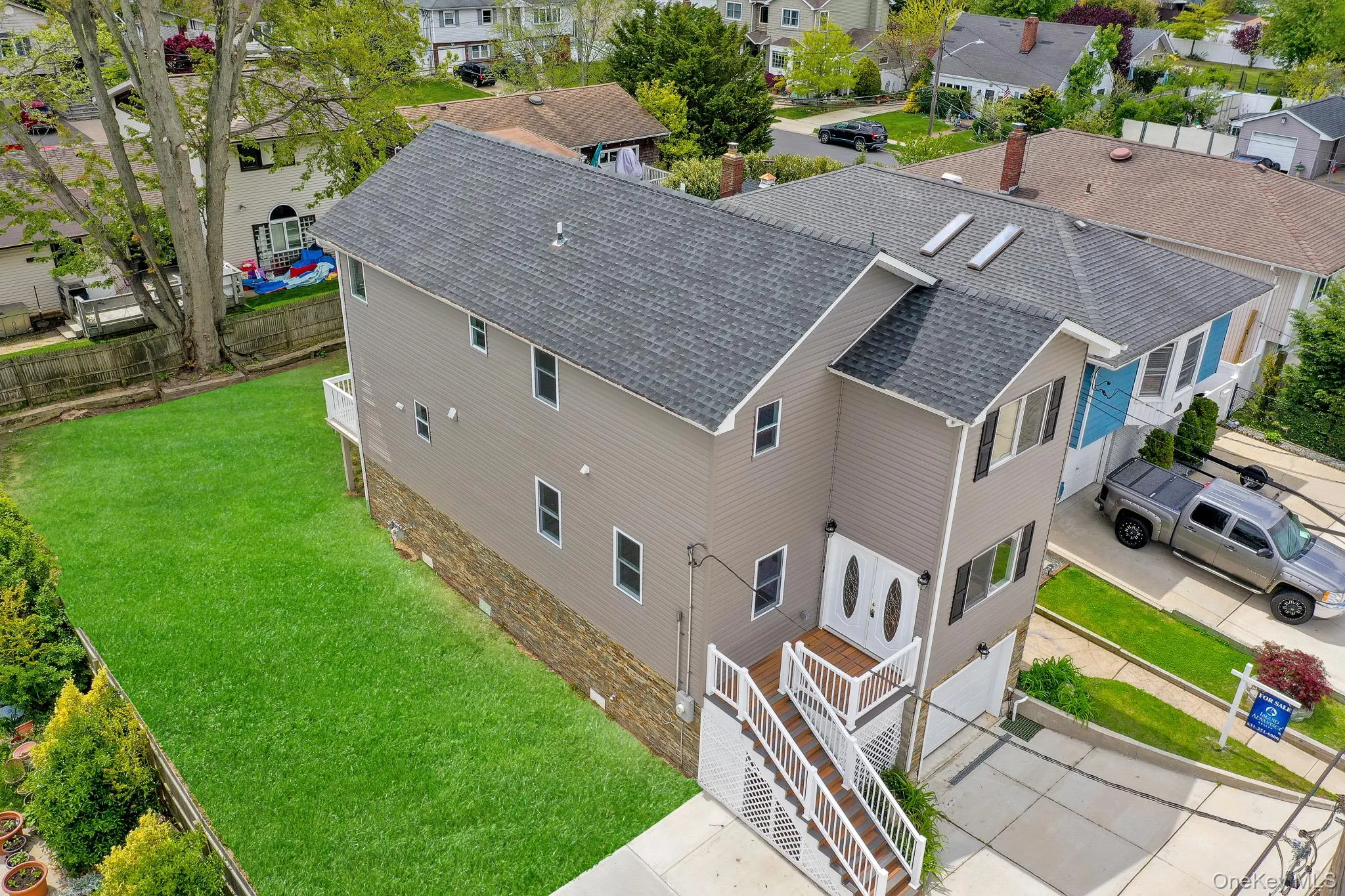 1010 California Place, Hempstead, NY, 4 Bedrooms Bedrooms, 7 Rooms Rooms,4 BathroomsBathrooms,Residential,For Rent,California,0,972317 1010 California Place, Hempstead, NY, 4 Bedrooms Bedrooms, 7 Rooms Rooms,4 BathroomsBathrooms,Residential,For Rent,California,0,972317