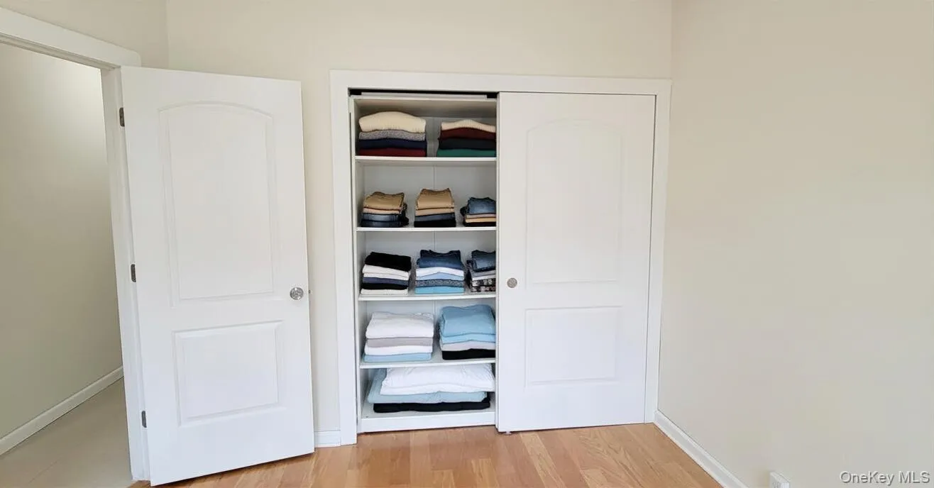 4829 40th Street, New York, NY, 2 Bedrooms Bedrooms, 5 Rooms Rooms,1 BathroomBathrooms,Residential Lease,For Rent,40th,0,972320 4829 40th Street, New York, NY, 2 Bedrooms Bedrooms, 5 Rooms Rooms,1 BathroomBathrooms,Residential Lease,For Rent,40th,0,972320