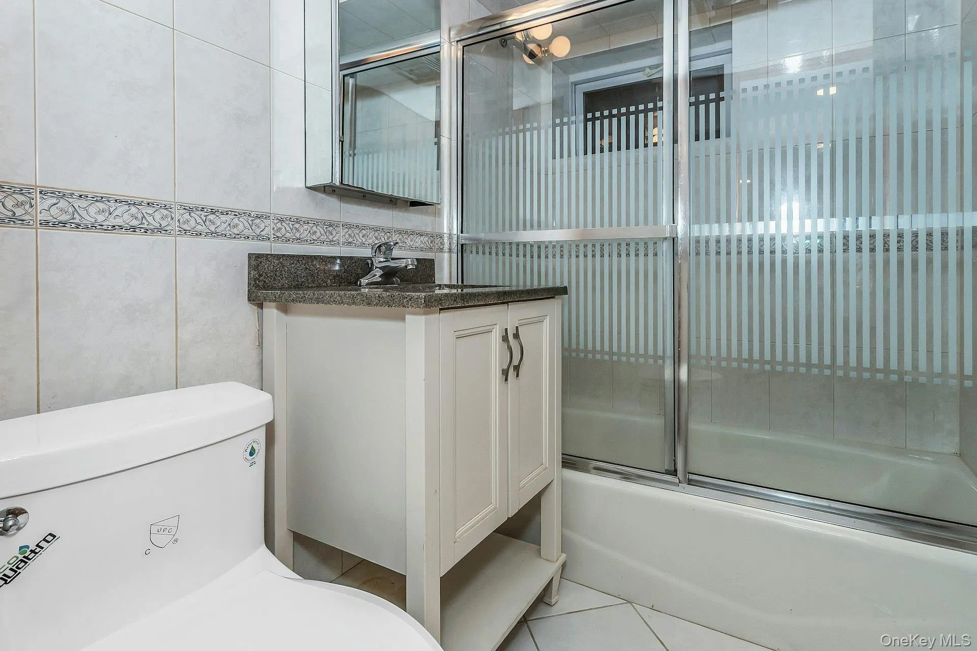 Extra bathroom Extra bathroom